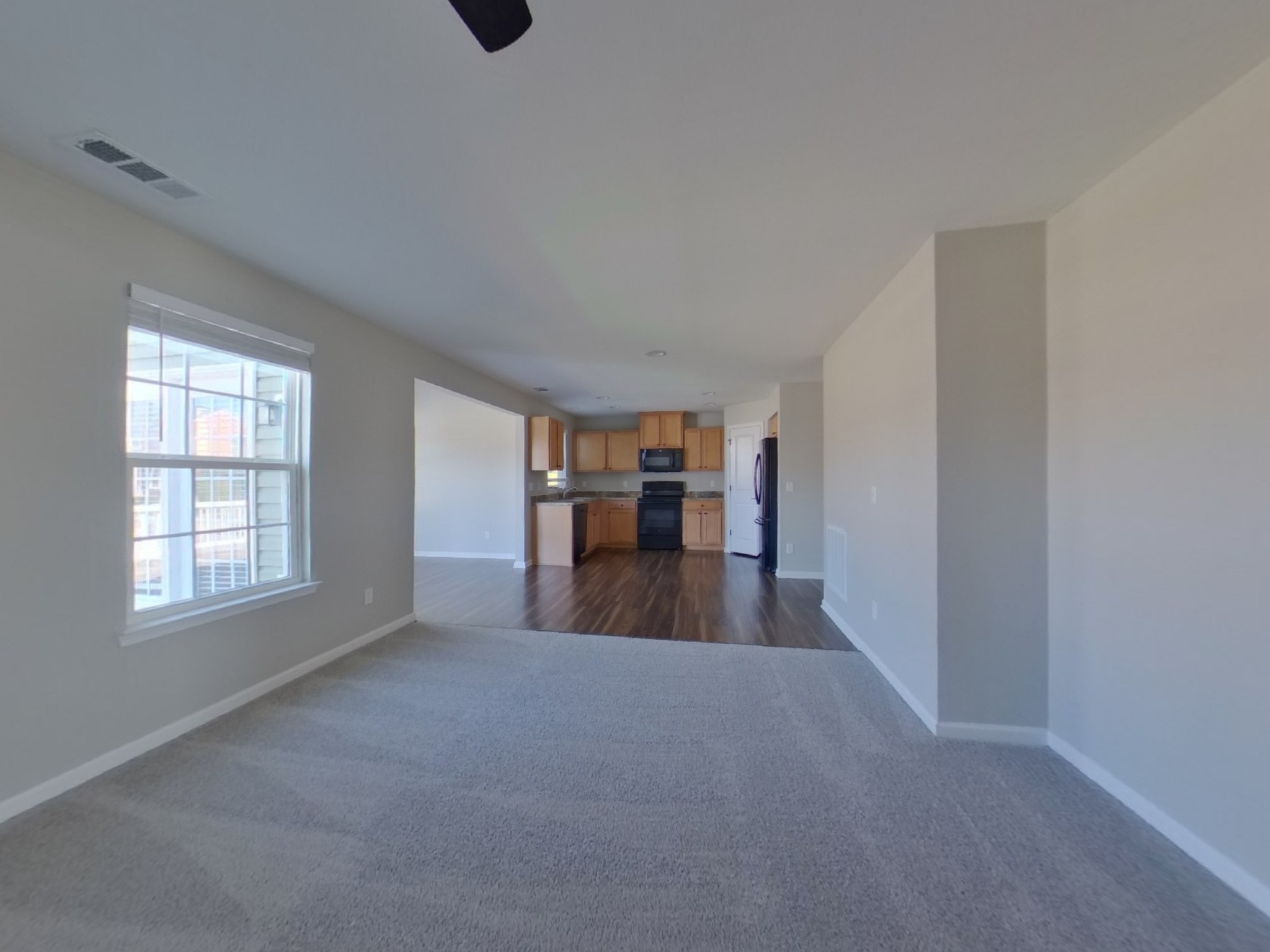2801 Winterberry Dr Property Photo 2