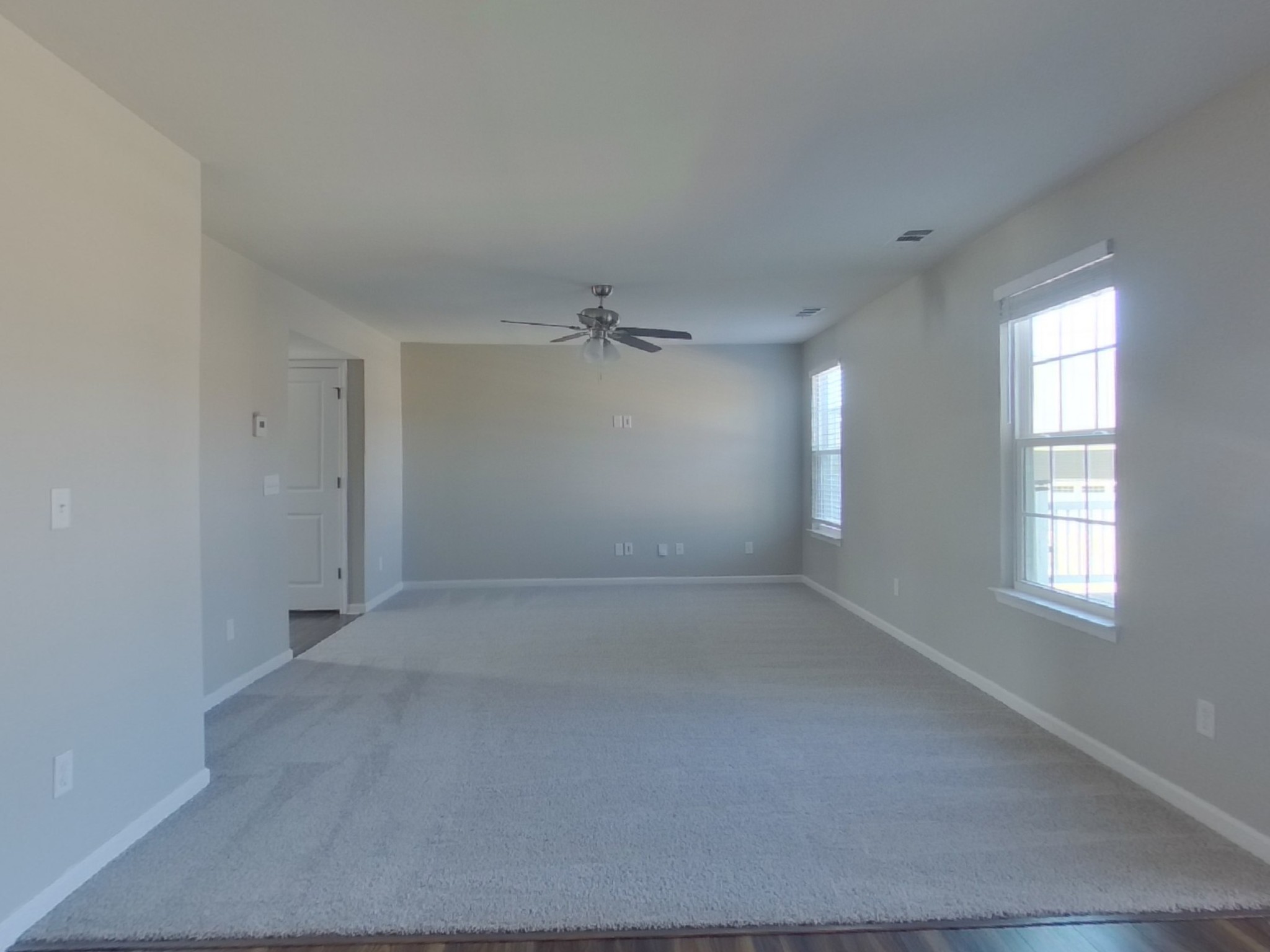 2801 Winterberry Dr Property Photo 4