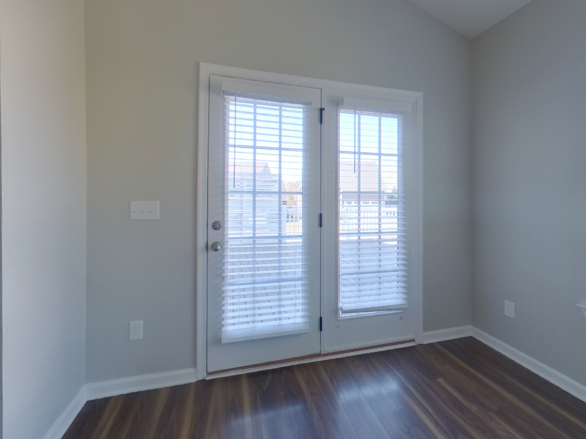 2801 Winterberry Dr Property Photo 5