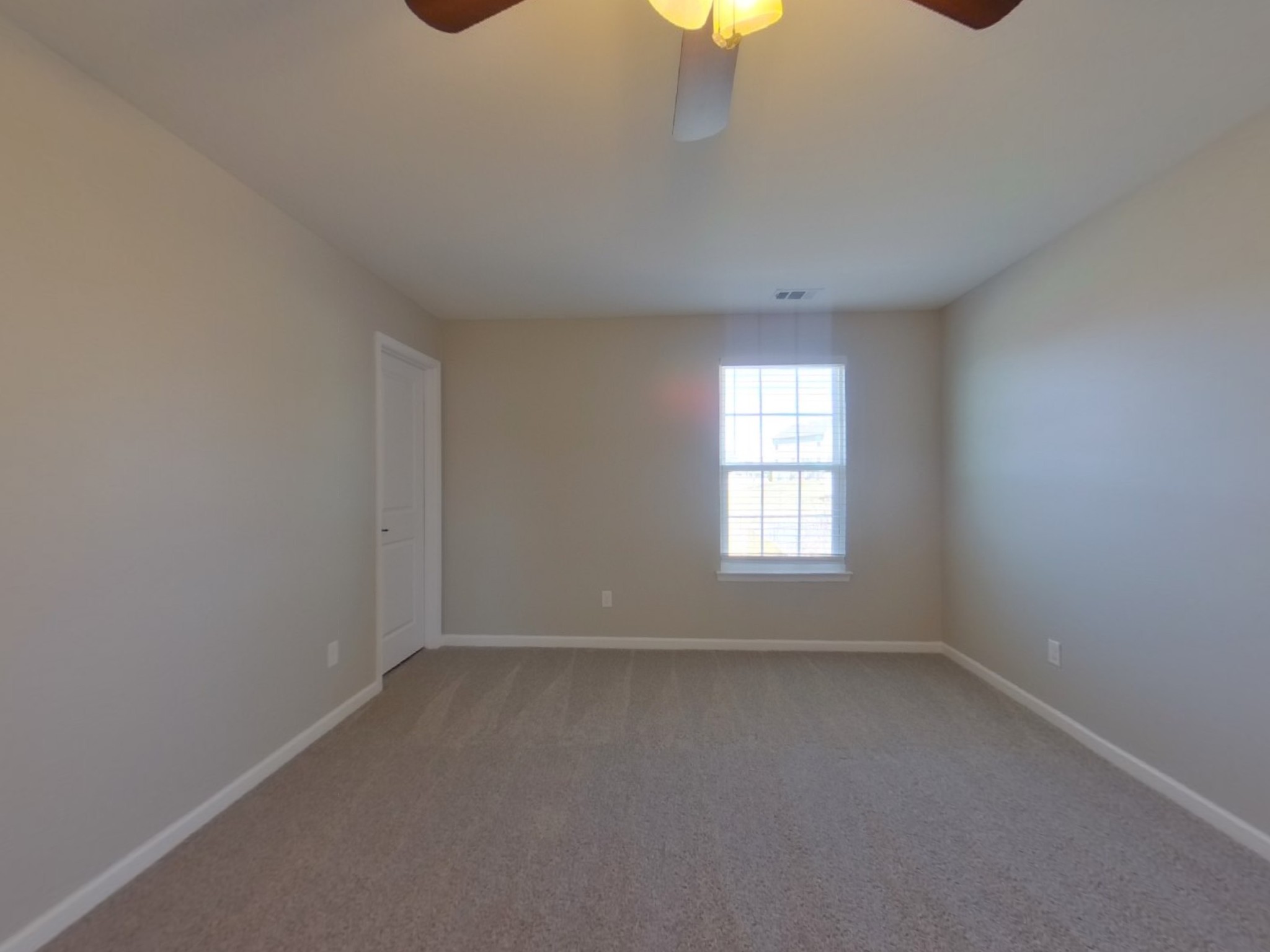 2801 Winterberry Dr Property Photo 7
