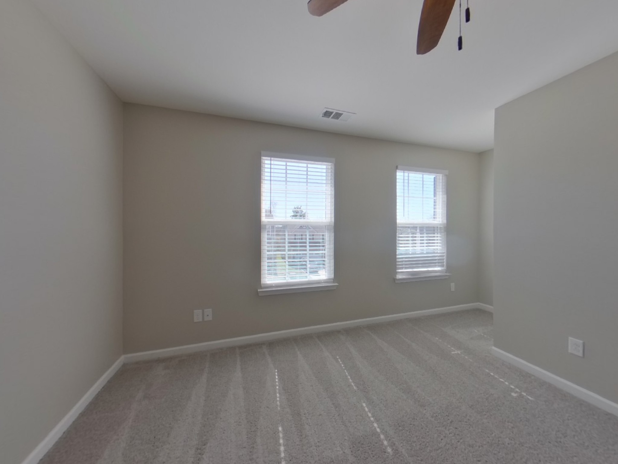 2801 Winterberry Dr Property Photo 10