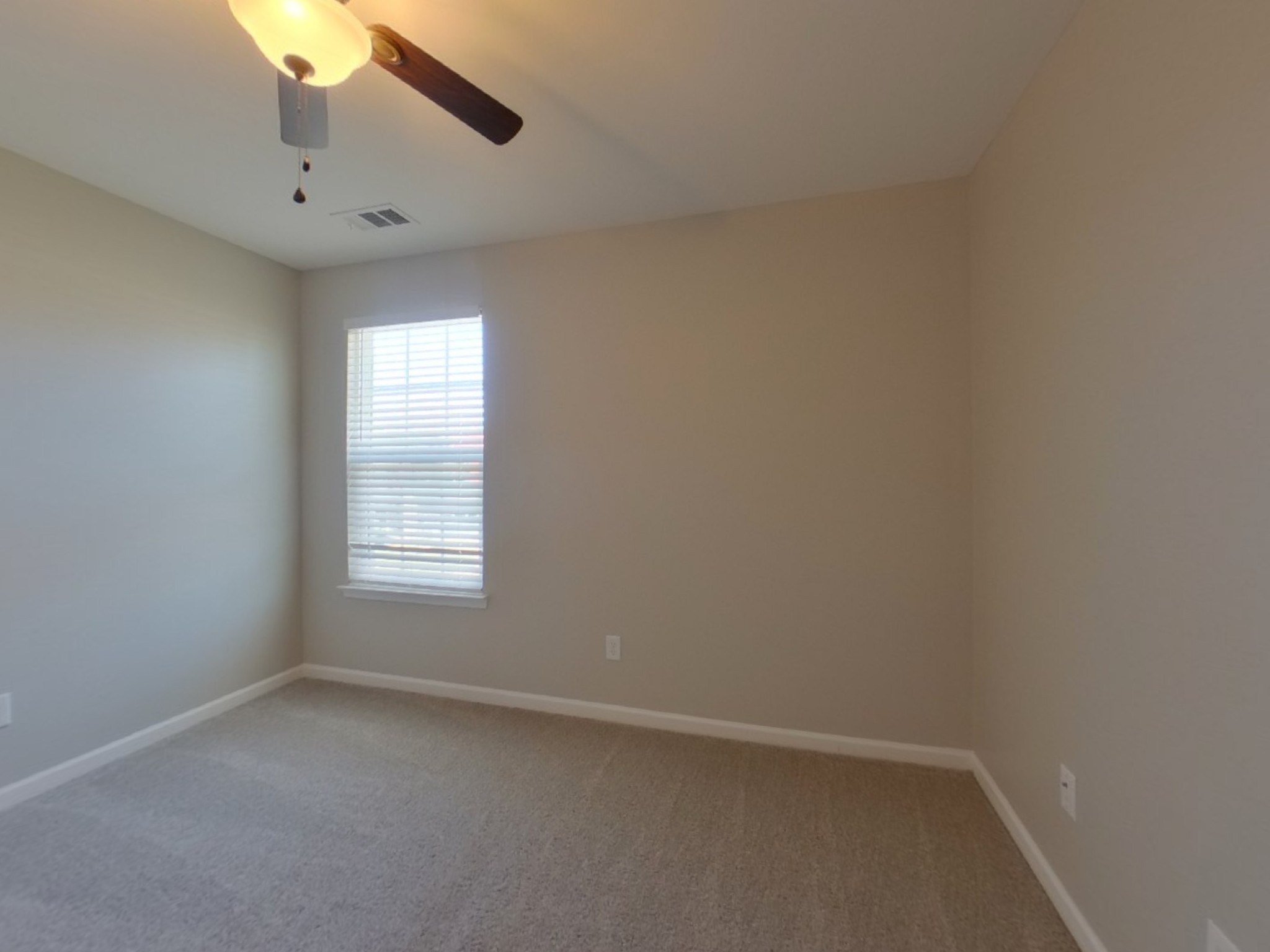 2801 Winterberry Dr Property Photo 12