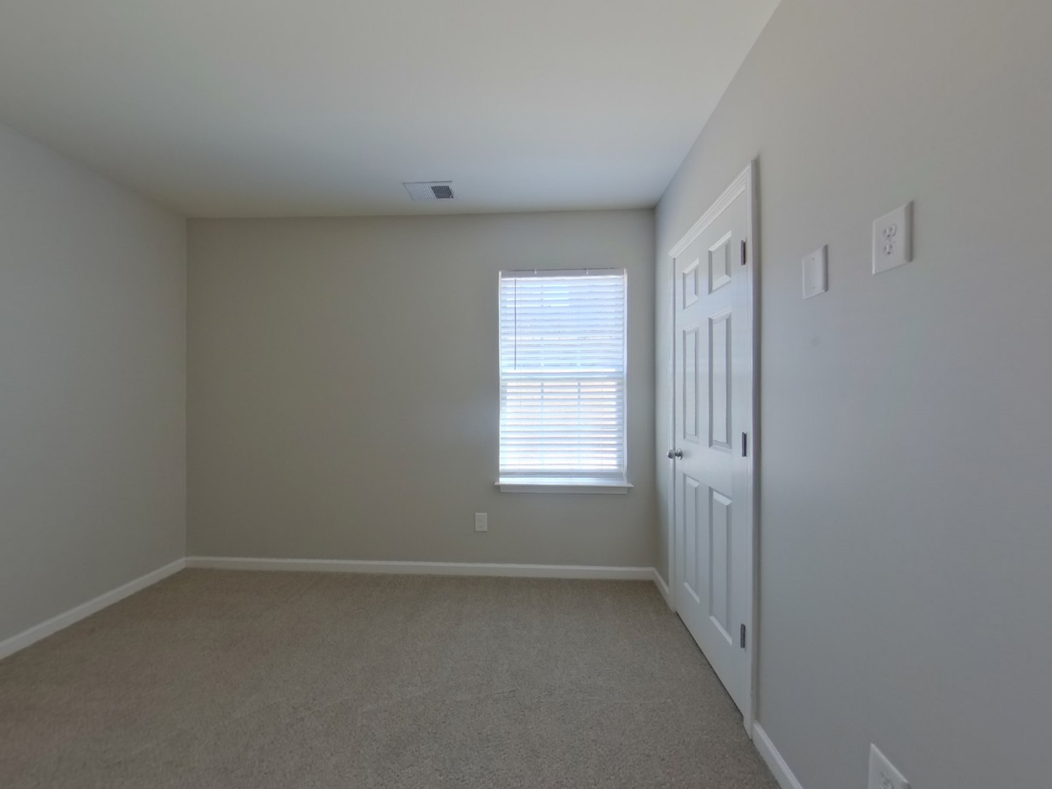 611 Prominence Rd Property Photo 10