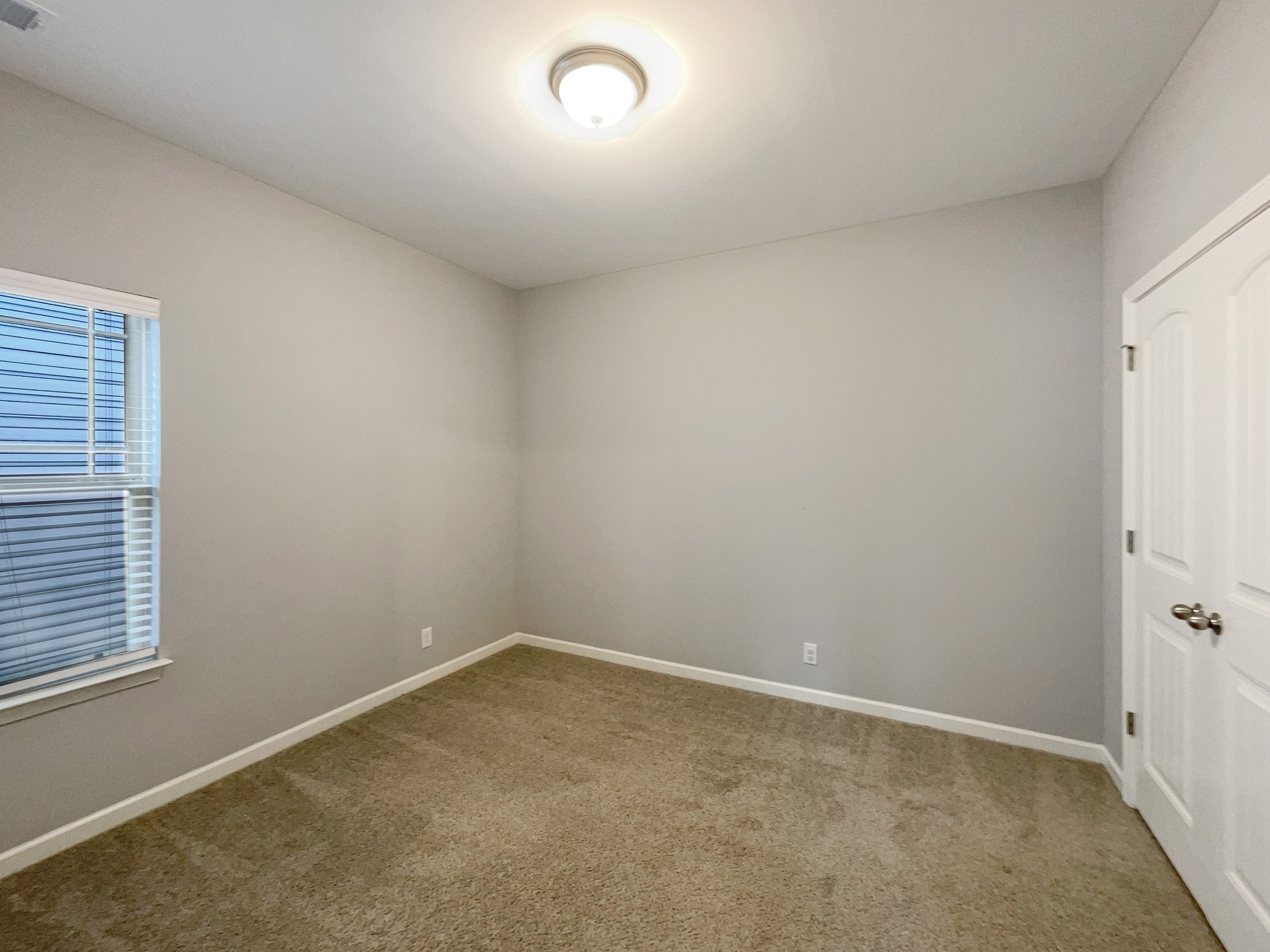 5048 Bridgemore Blvd Property Photo 14