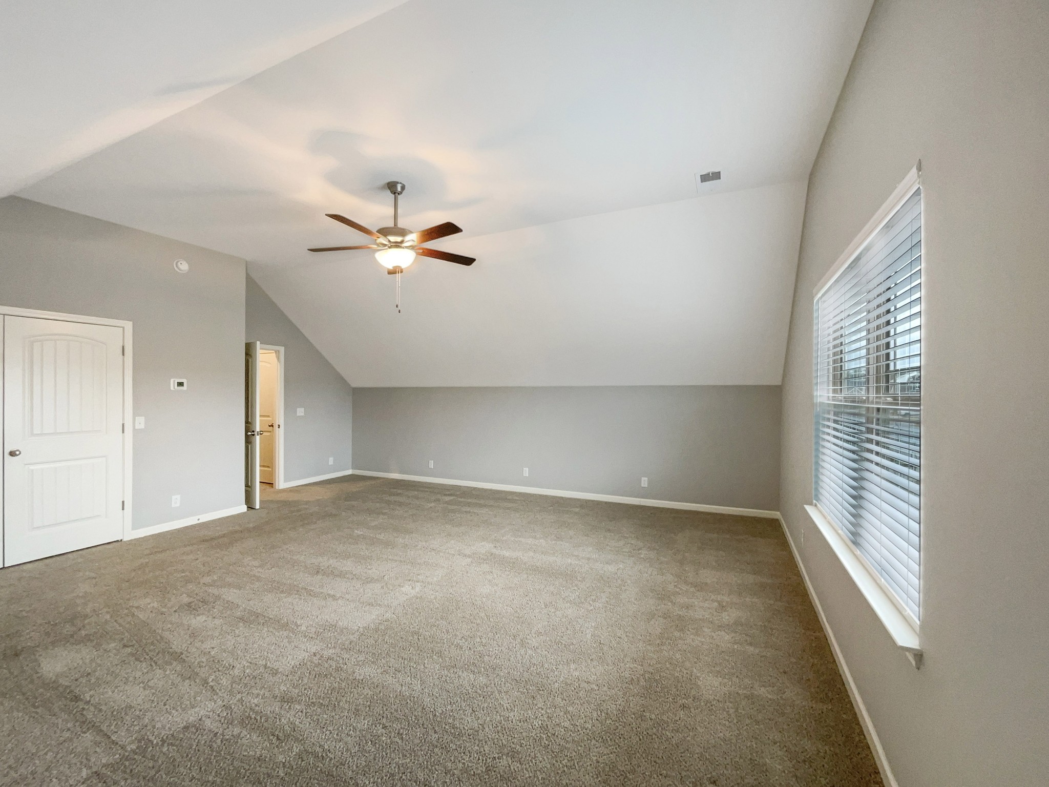 5048 Bridgemore Blvd Property Photo 16