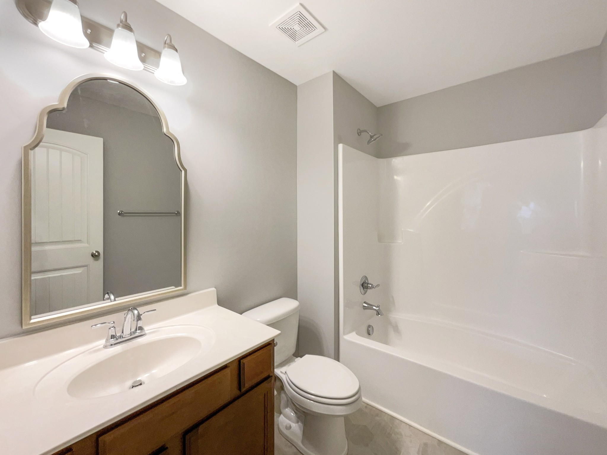 5048 Bridgemore Blvd Property Photo 17