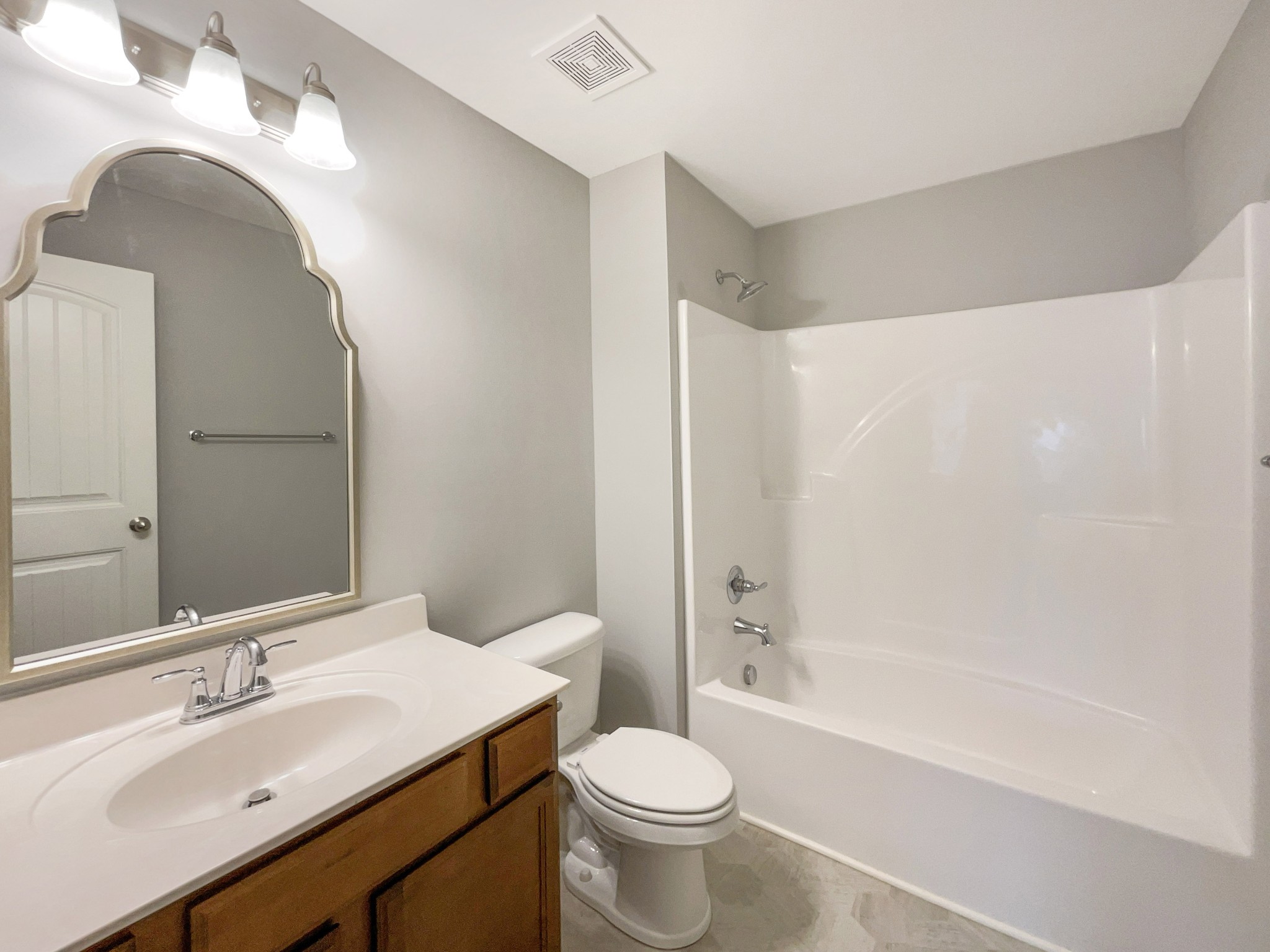 5048 Bridgemore Blvd Property Photo 18