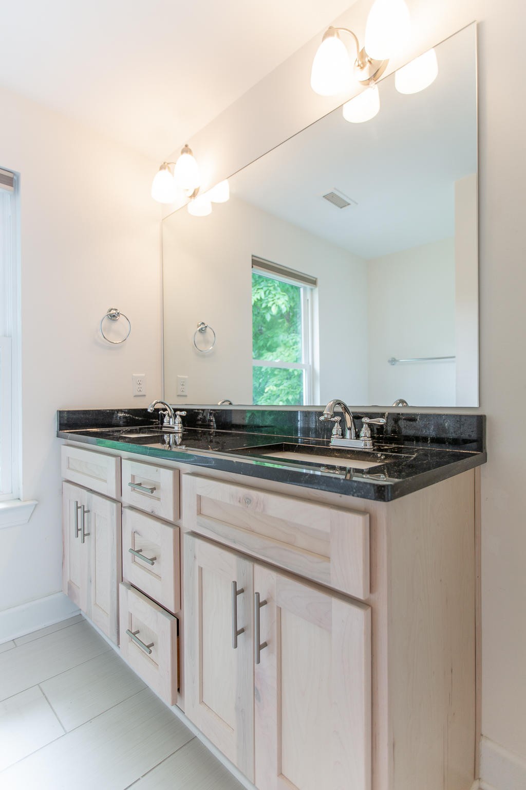 223 Tremont Street Property Photo 15