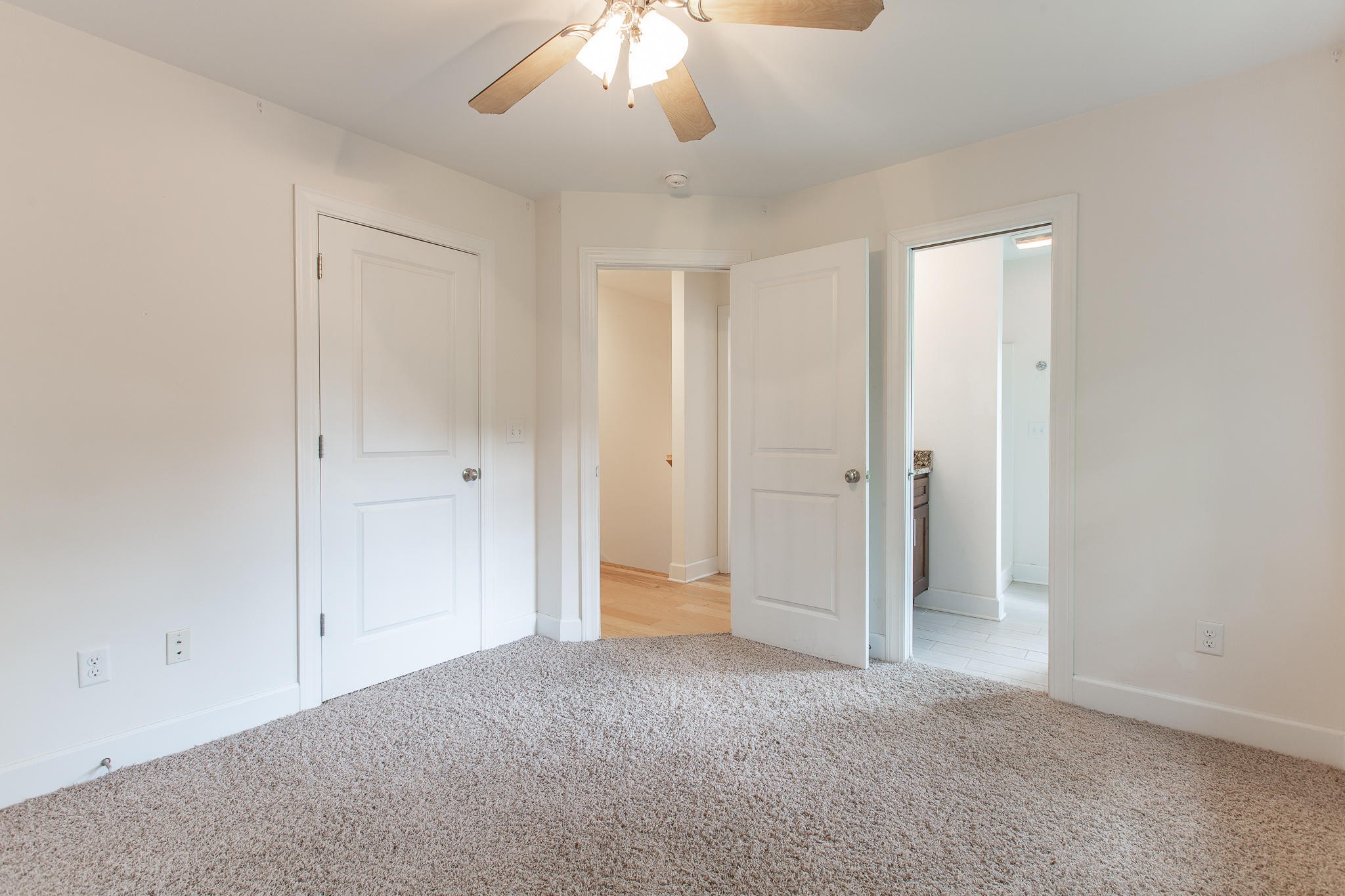 223 Tremont Street Property Photo 18