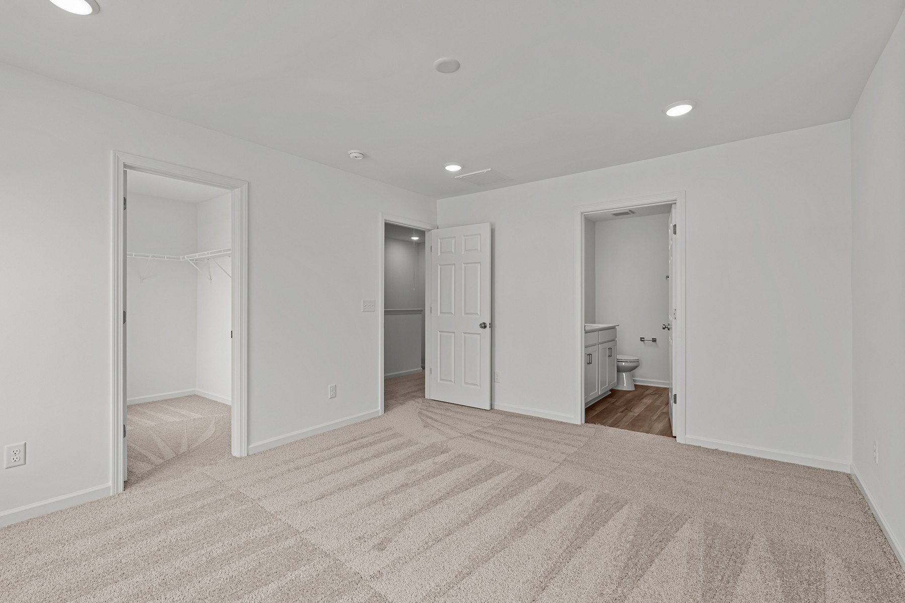 2900 Suzanne Landon Drive Property Photo 12