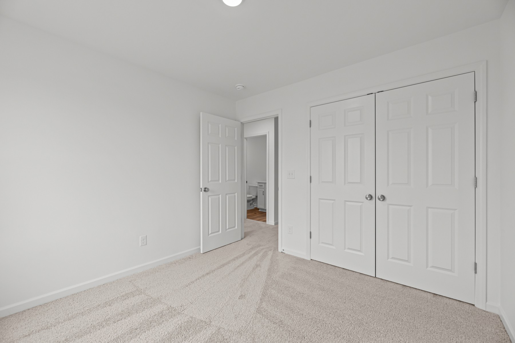 2900 Suzanne Landon Drive Property Photo 16