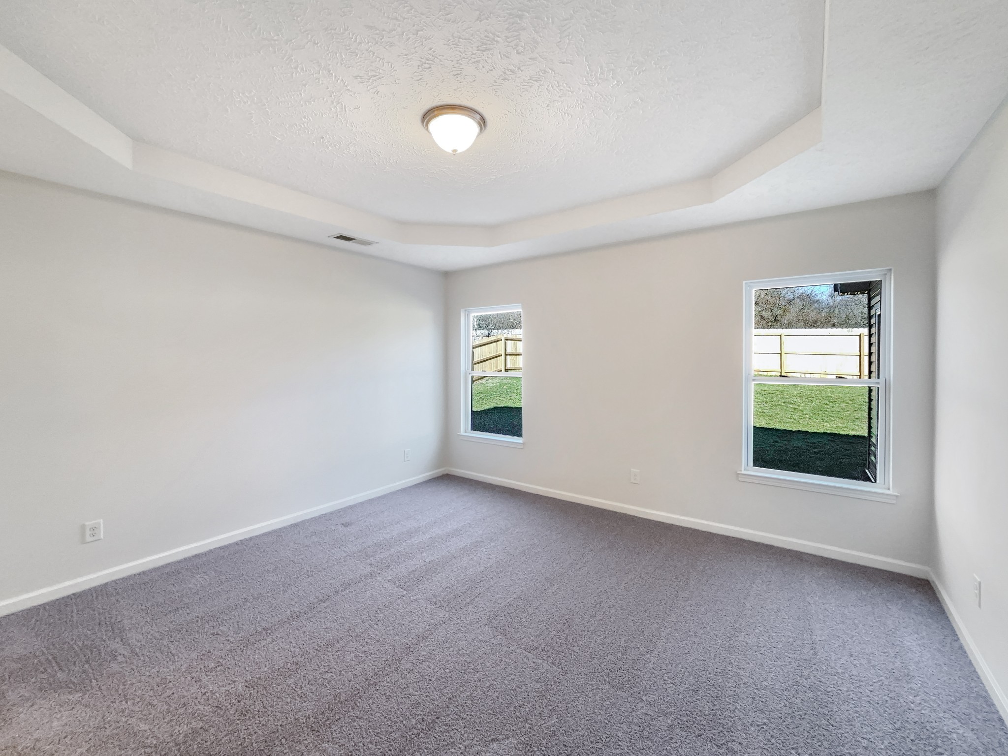1036 Middleton Ln Property Photo 5