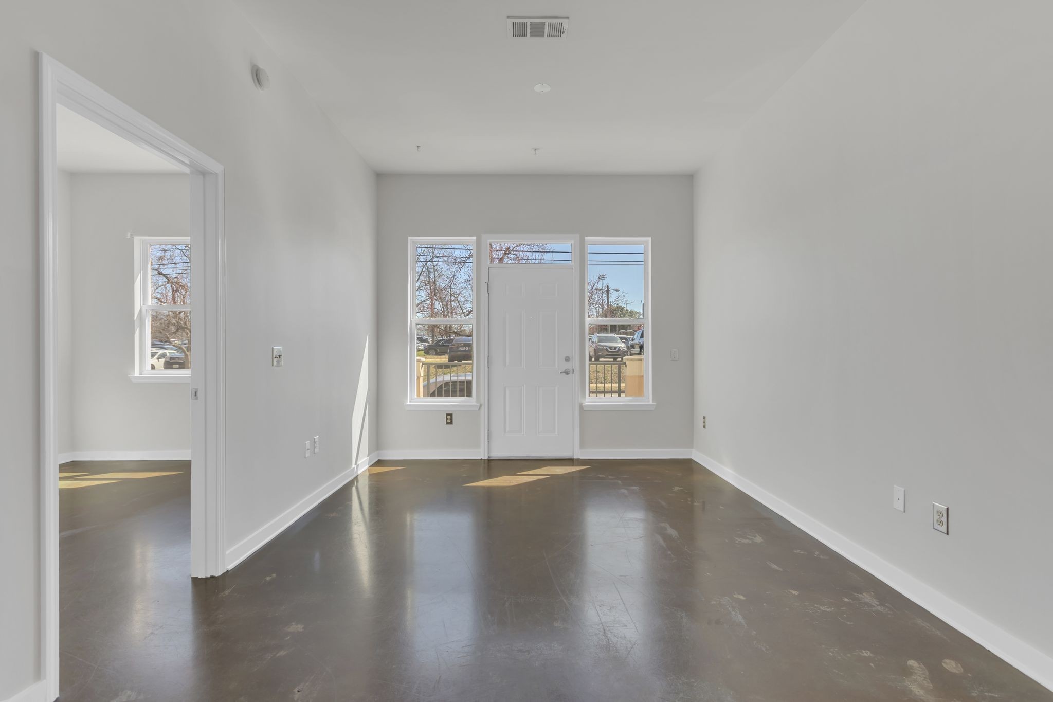 3000 Vanderbilt Pl Property Photo 8