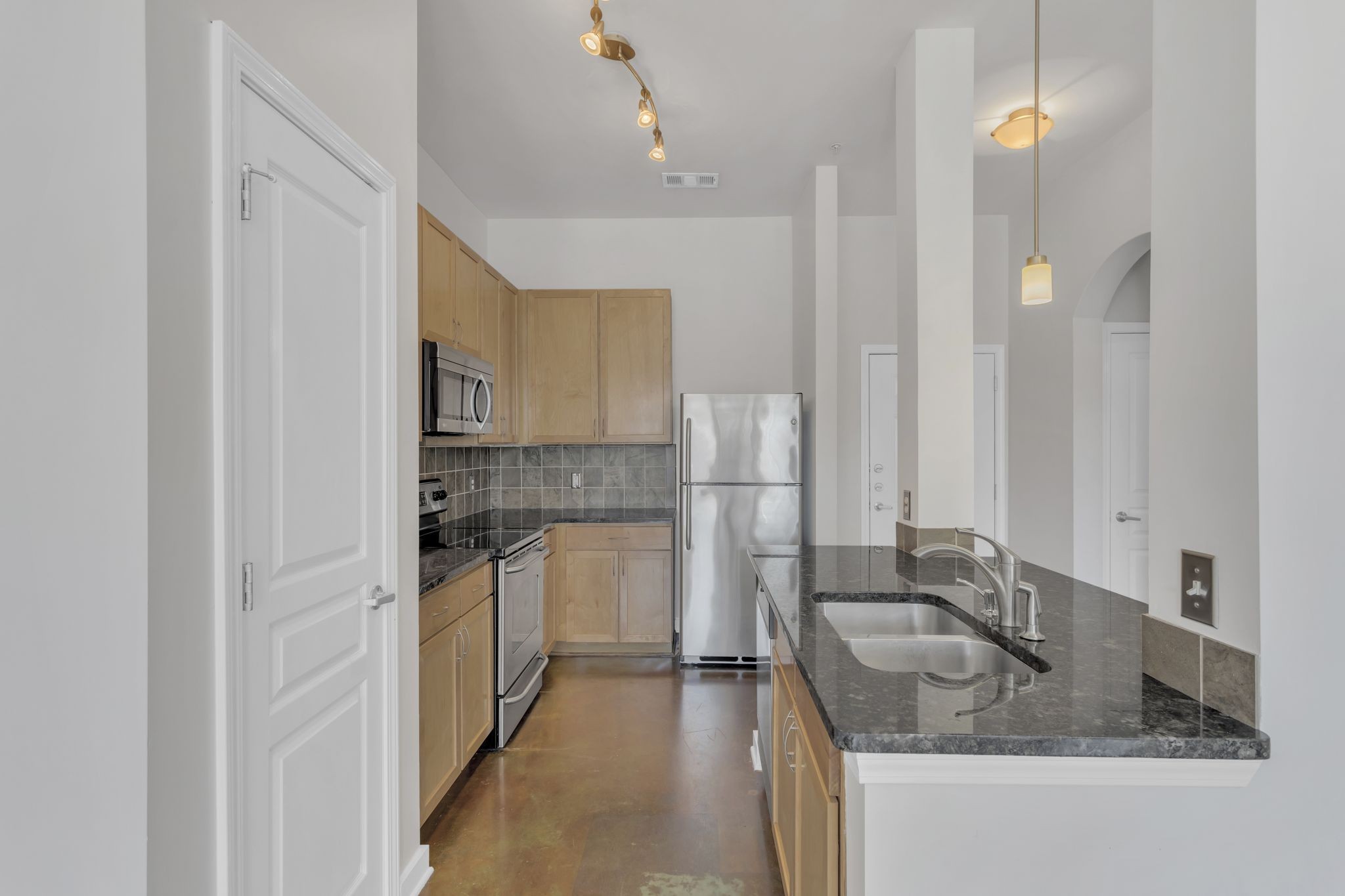 3000 Vanderbilt Pl Property Photo 13