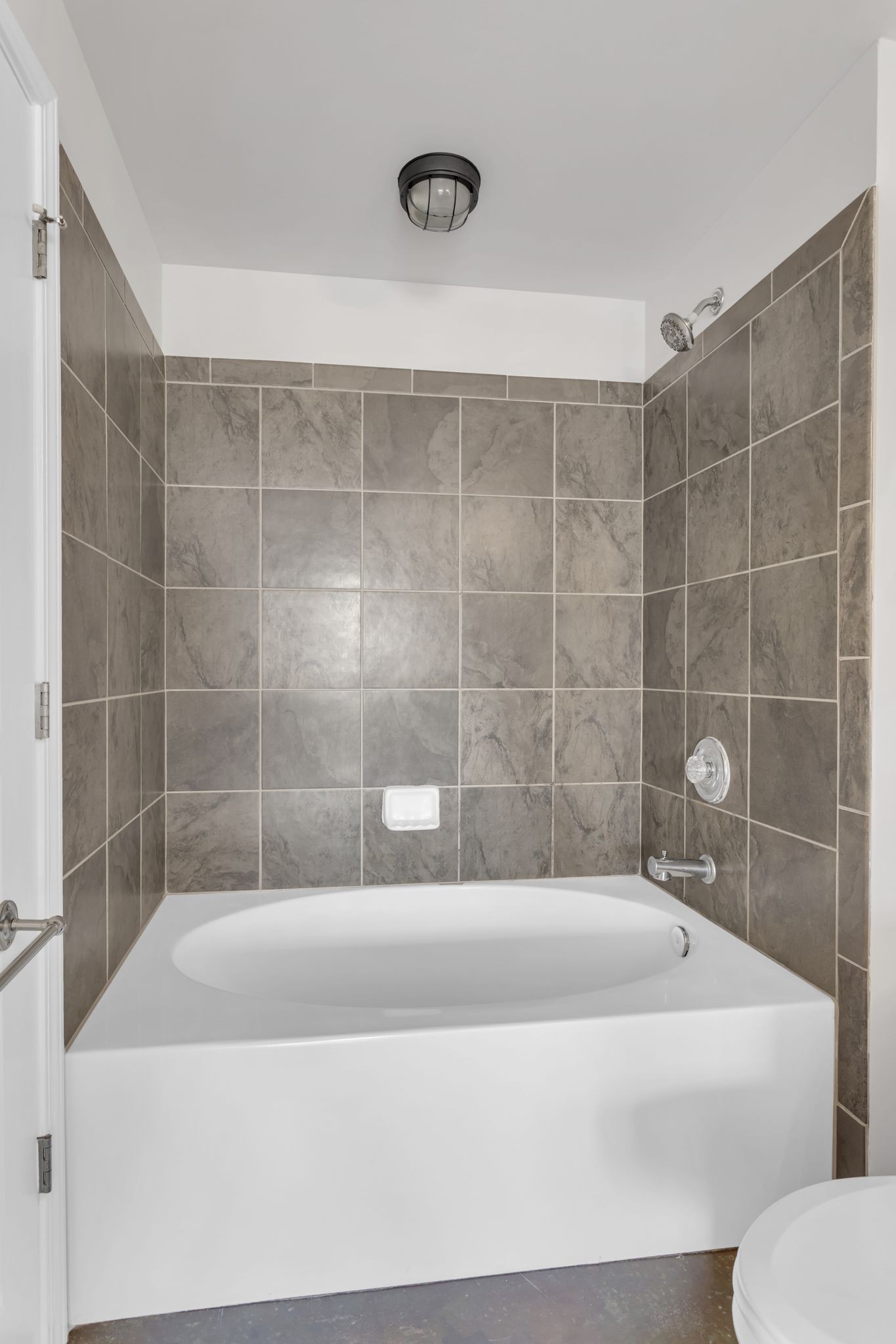 3000 Vanderbilt Pl Property Photo 25