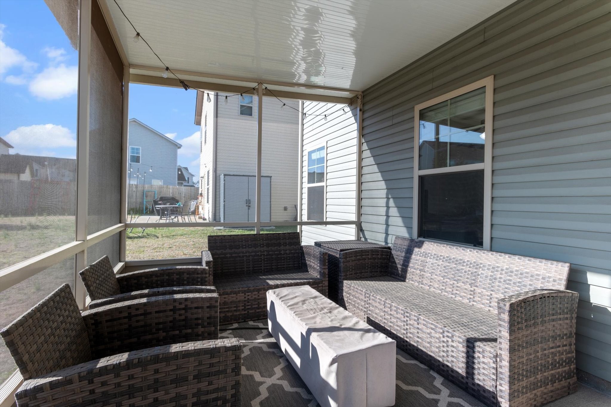 1727 Warmingfield Dr Property Photo 15