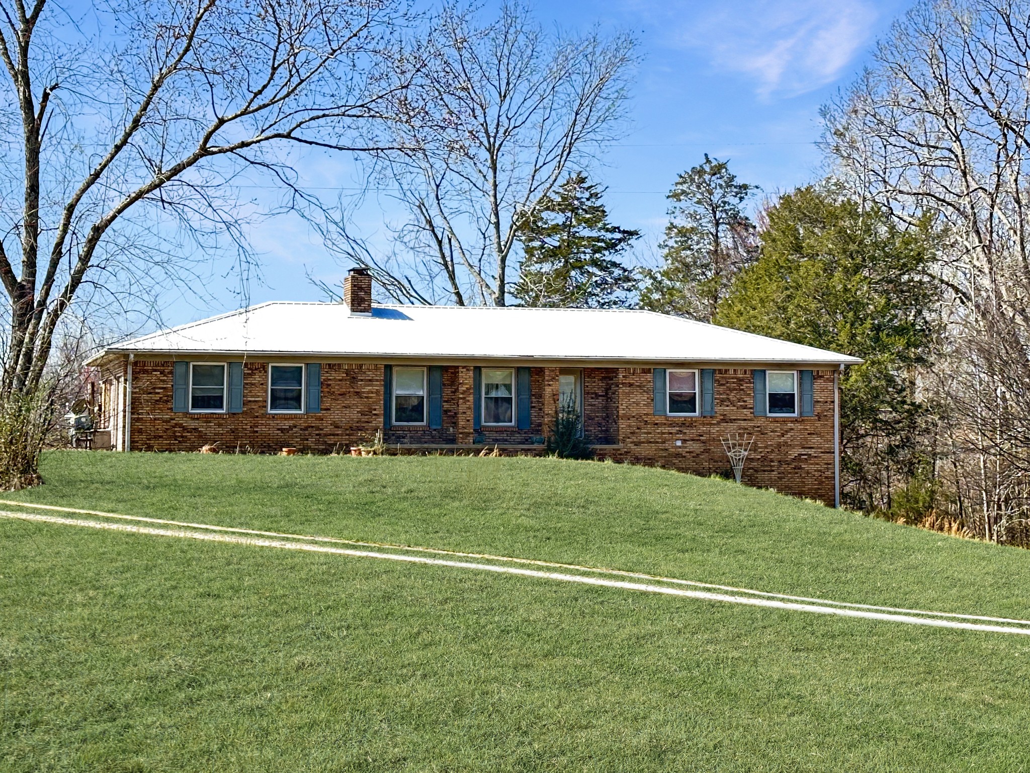 163 Earhart Dr Property Photo