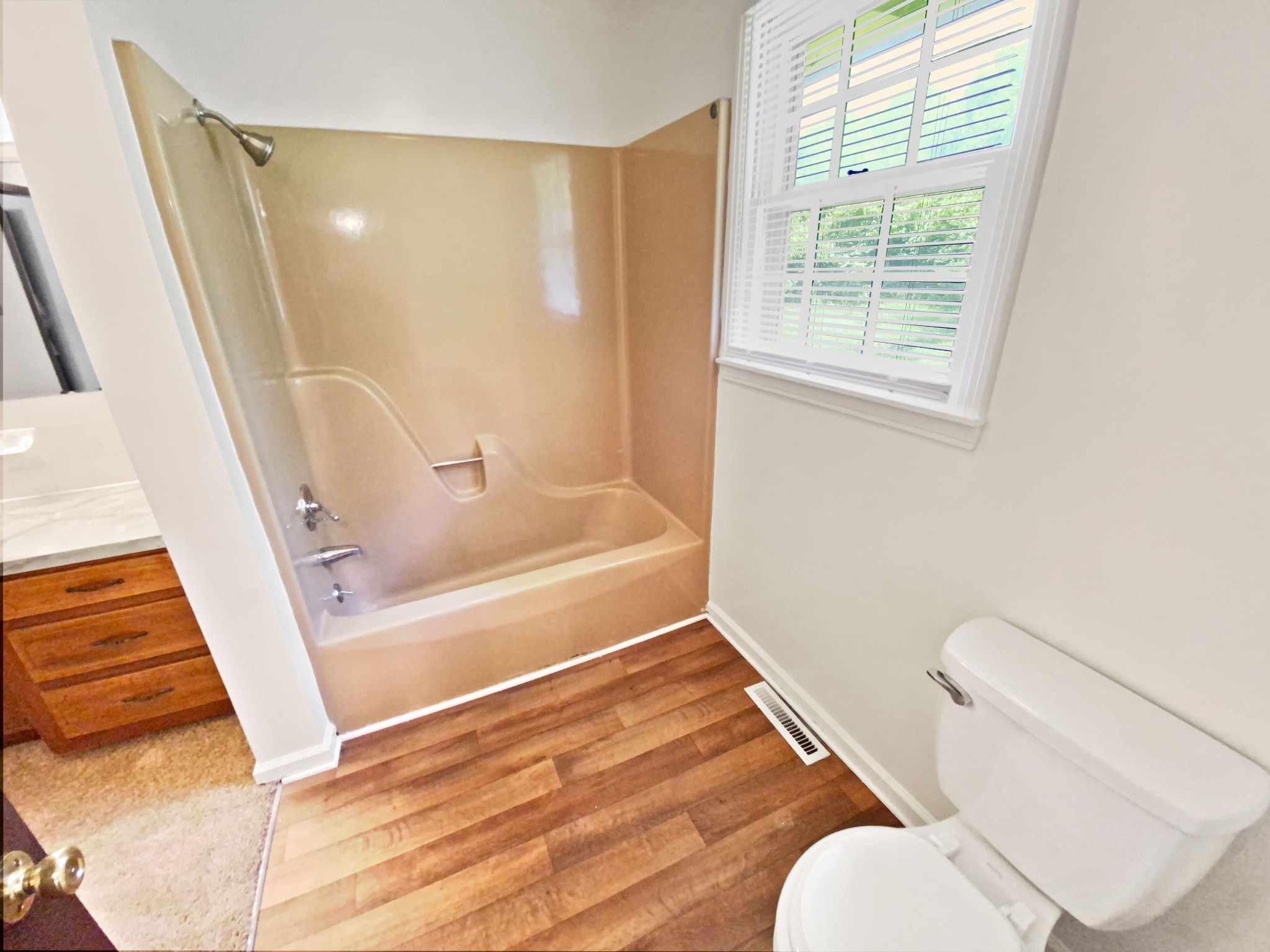1823 Murfreesboro Rd Property Photo 7