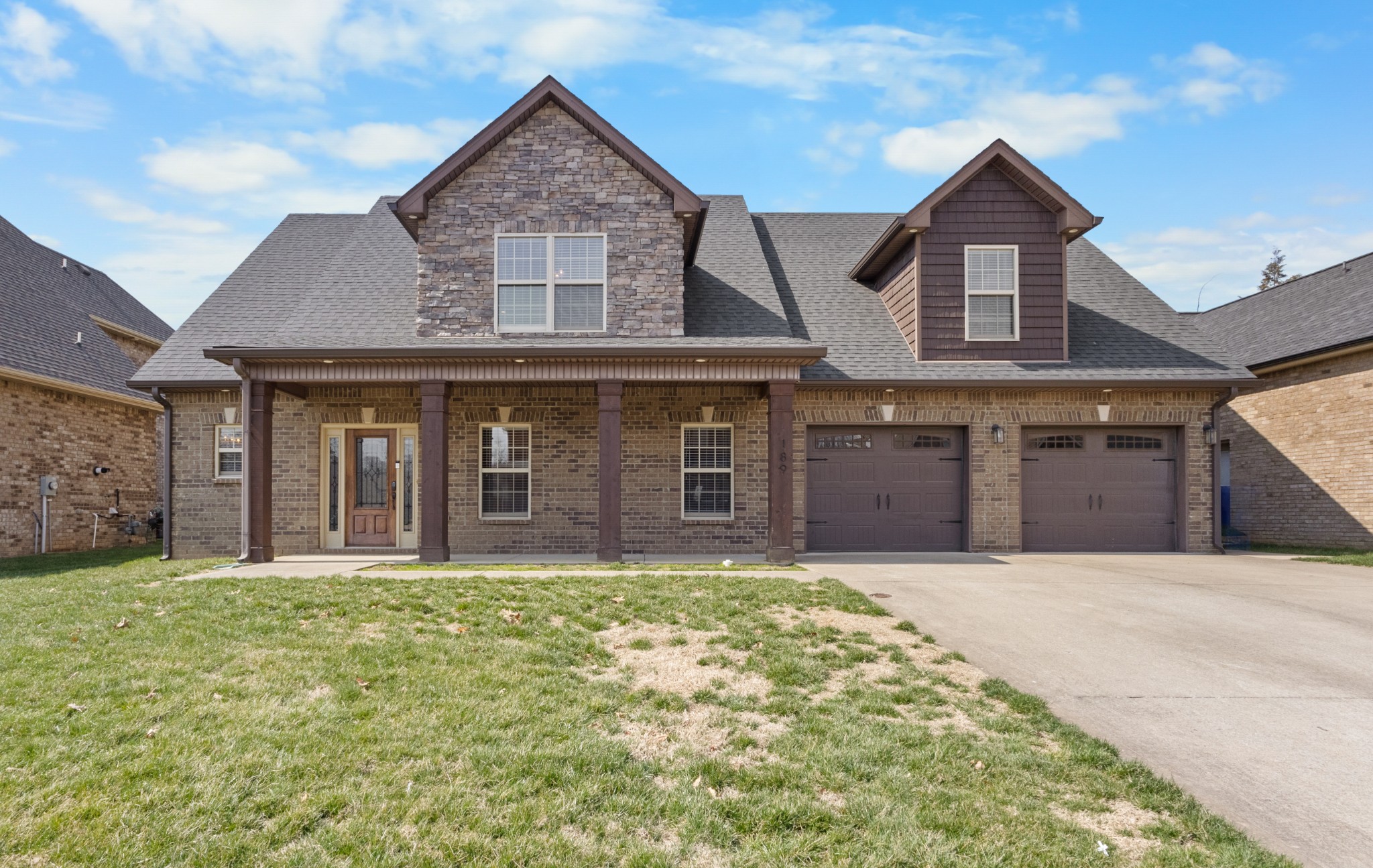 189 Roanoke Station Cir Property Photo 1