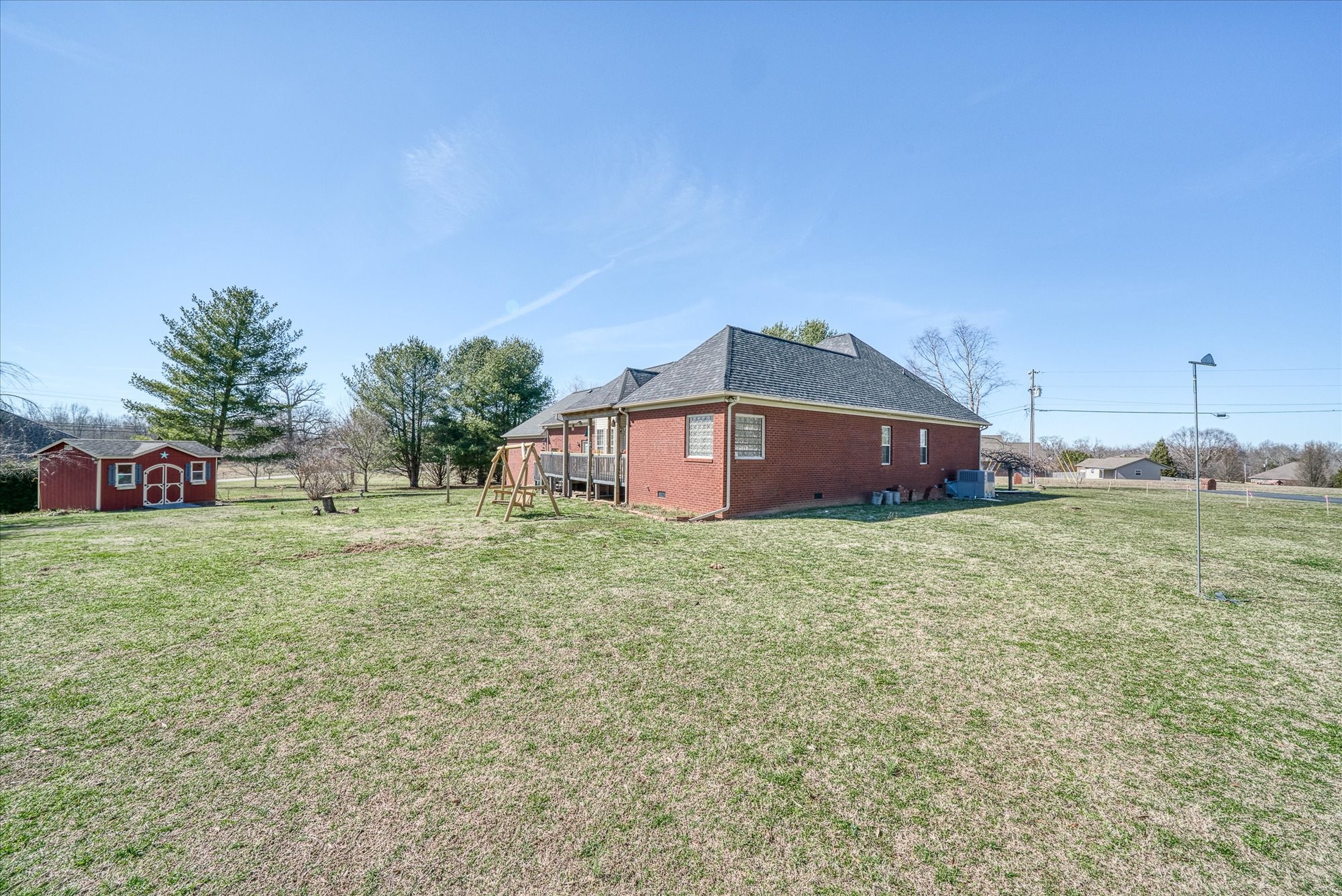 192 Landmark Cir Property Photo 32