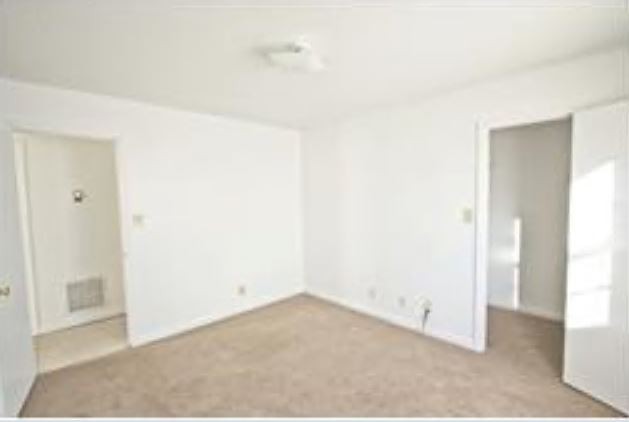 1375 Thompsonville Lane Property Photo 5