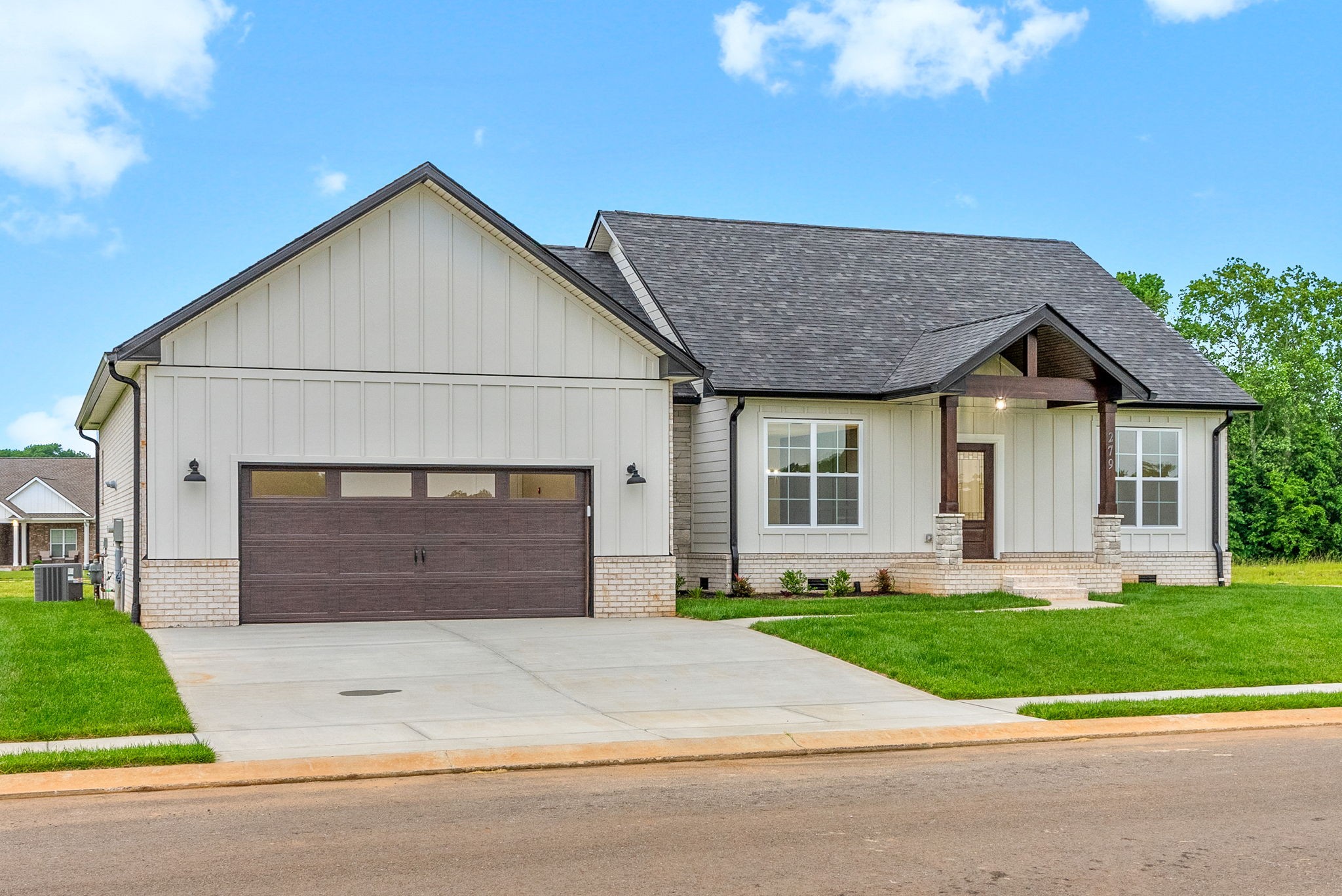 279 Harvest Moon Court Property Photo 3