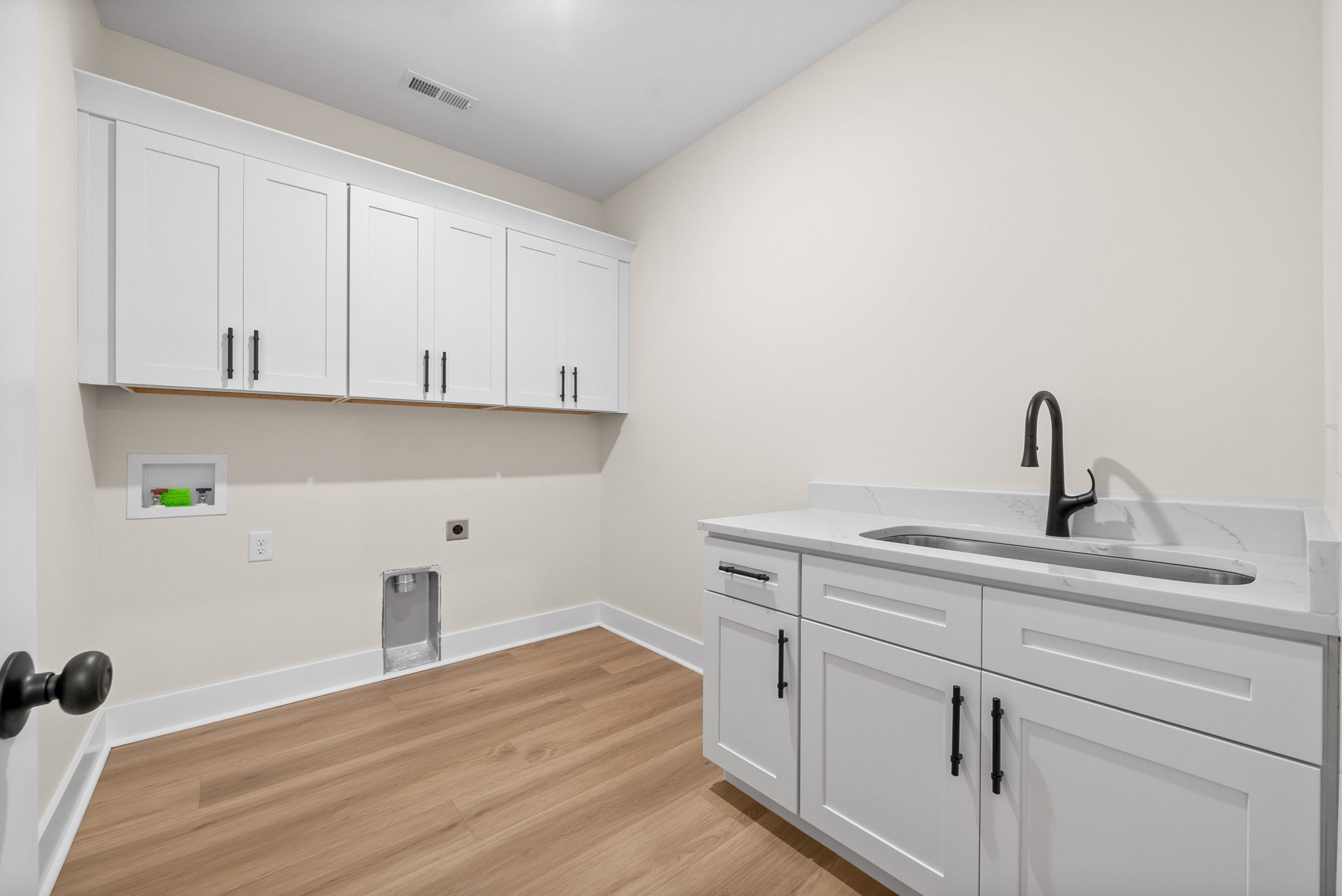 279 Harvest Moon Court Property Photo 24