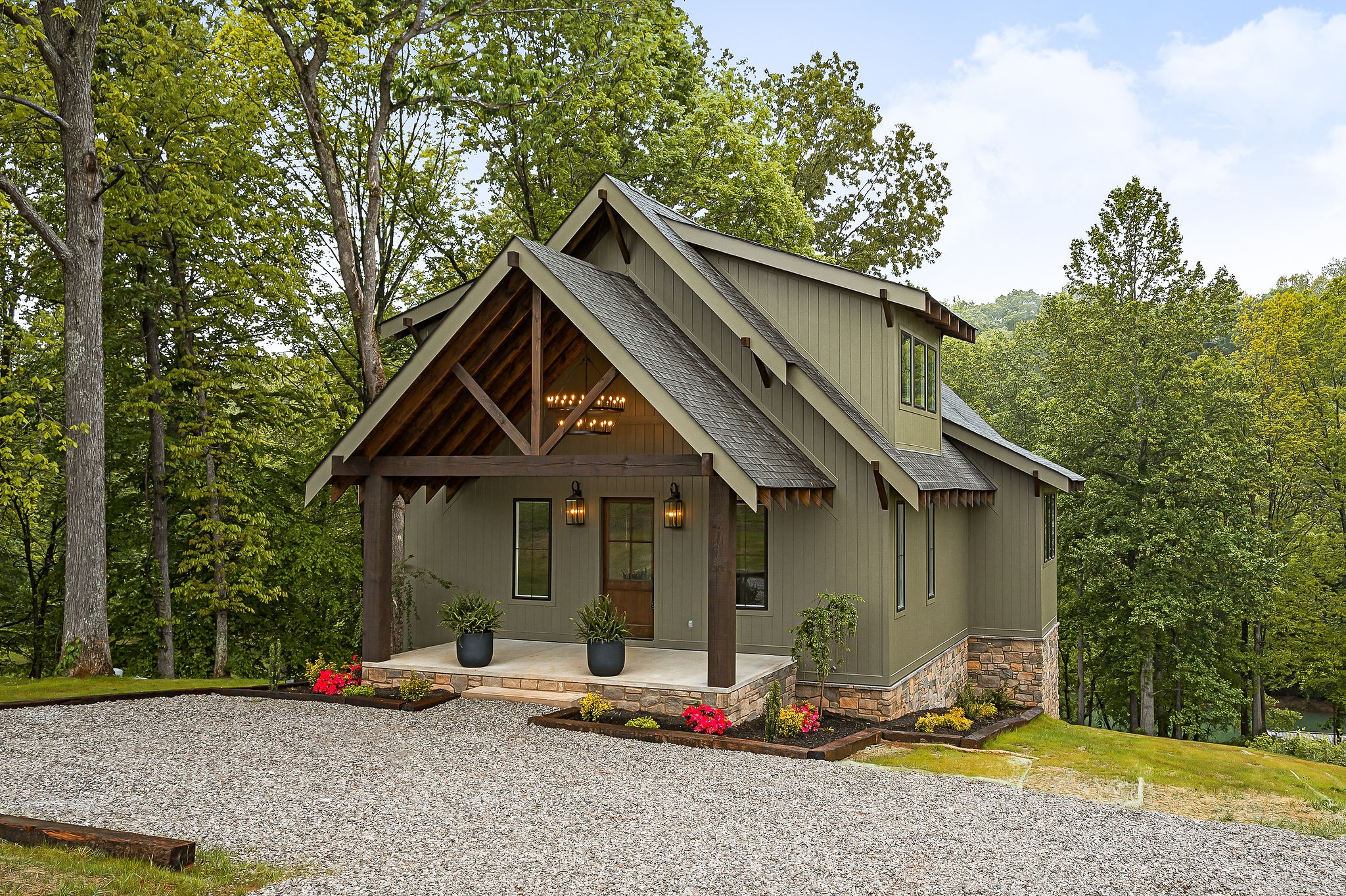 1036 Hidden River Road Property Photo