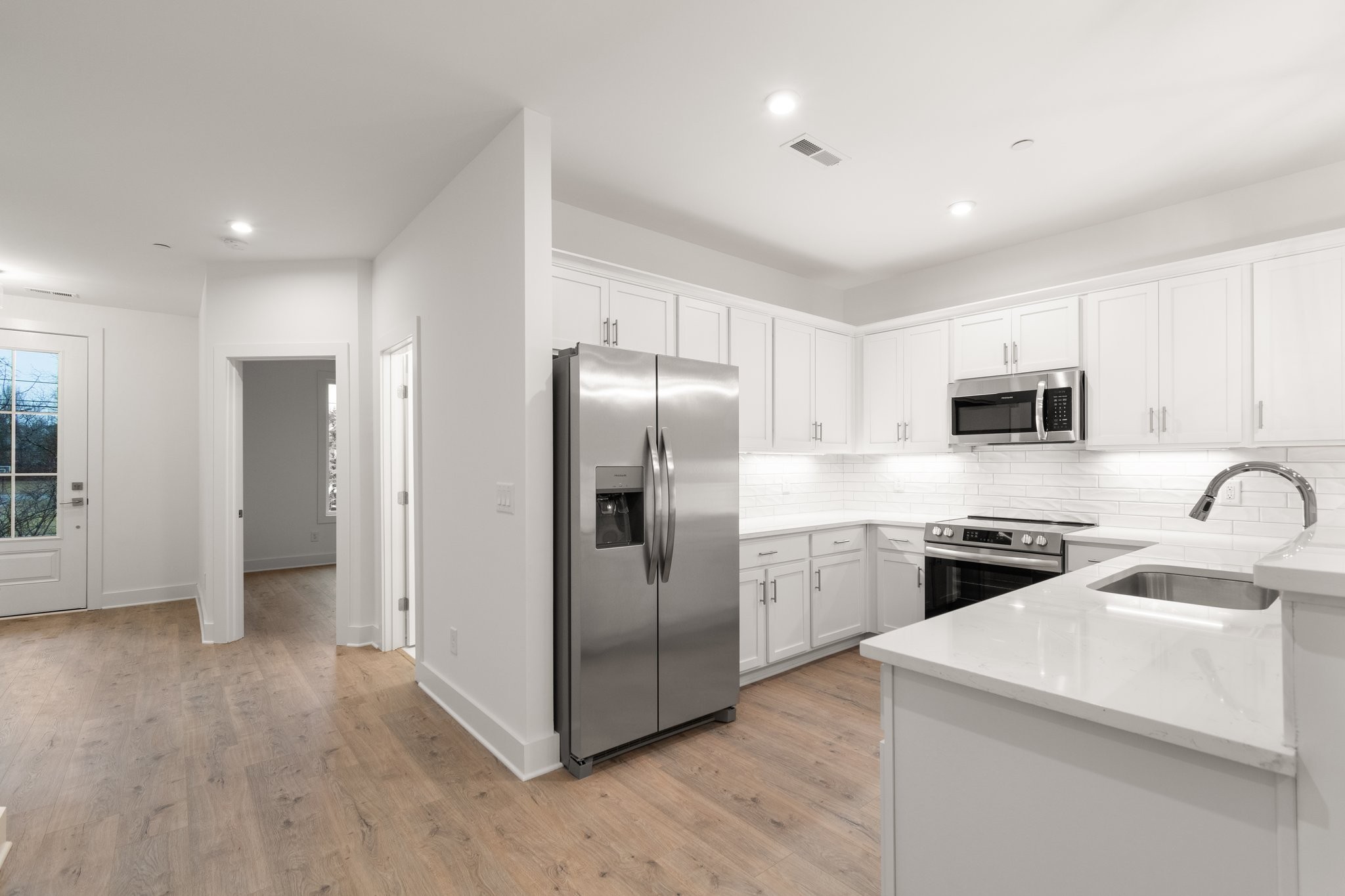 102 Leggo Ave Property Photo 13