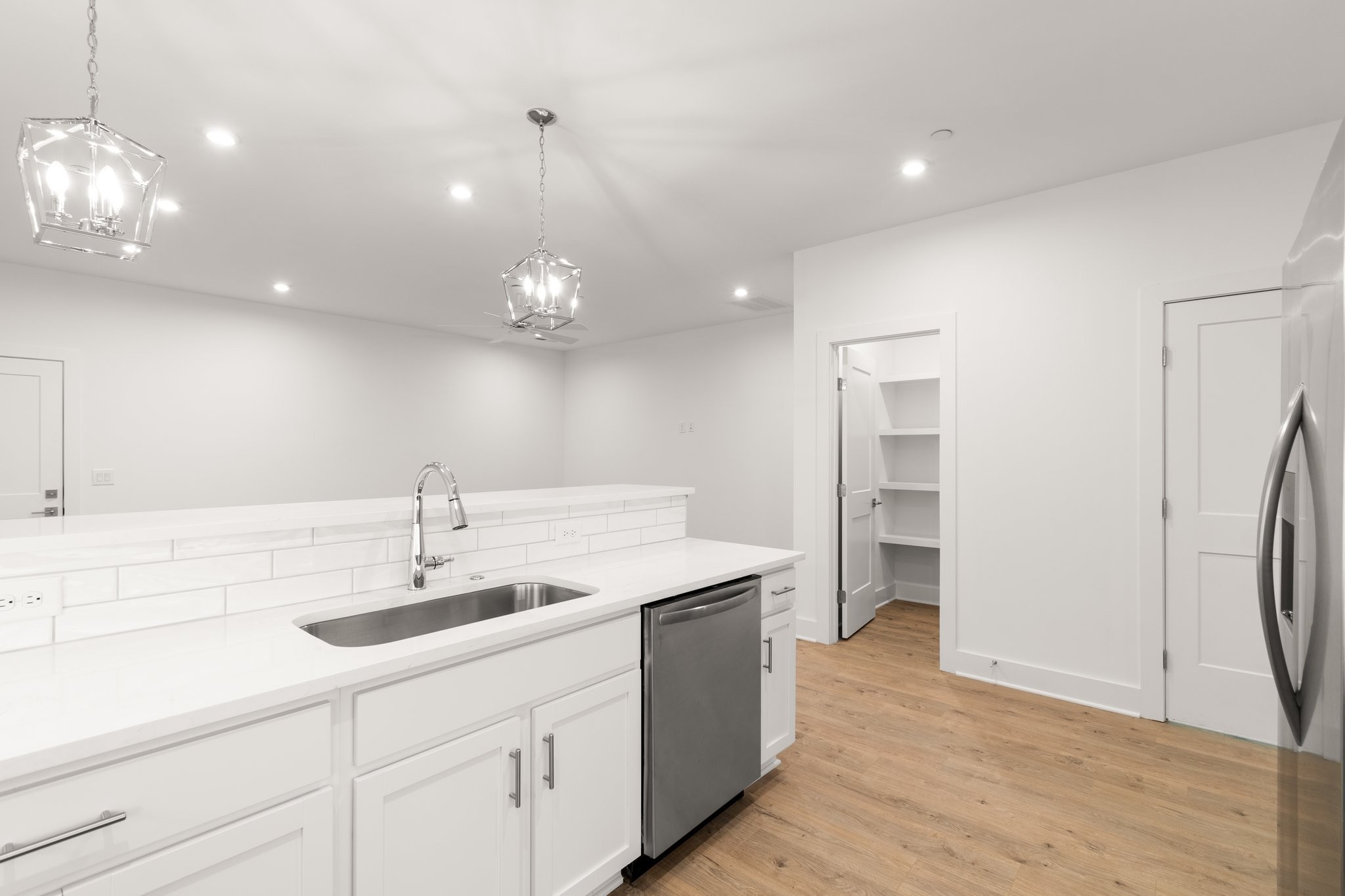 102 Leggo Ave Property Photo 14