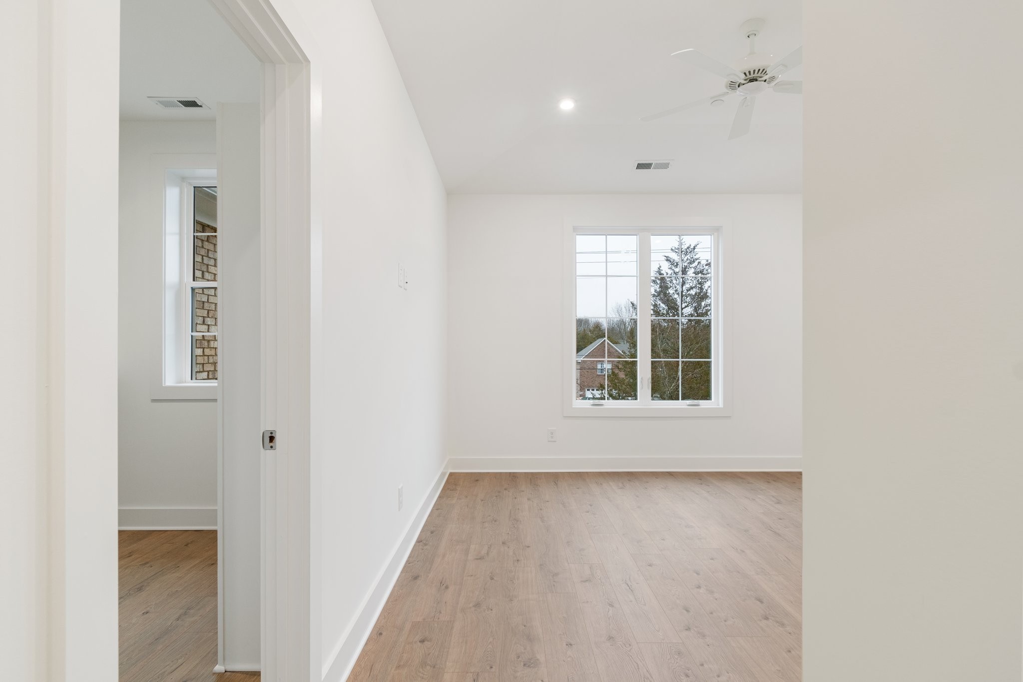 102 Leggo Ave Property Photo 23