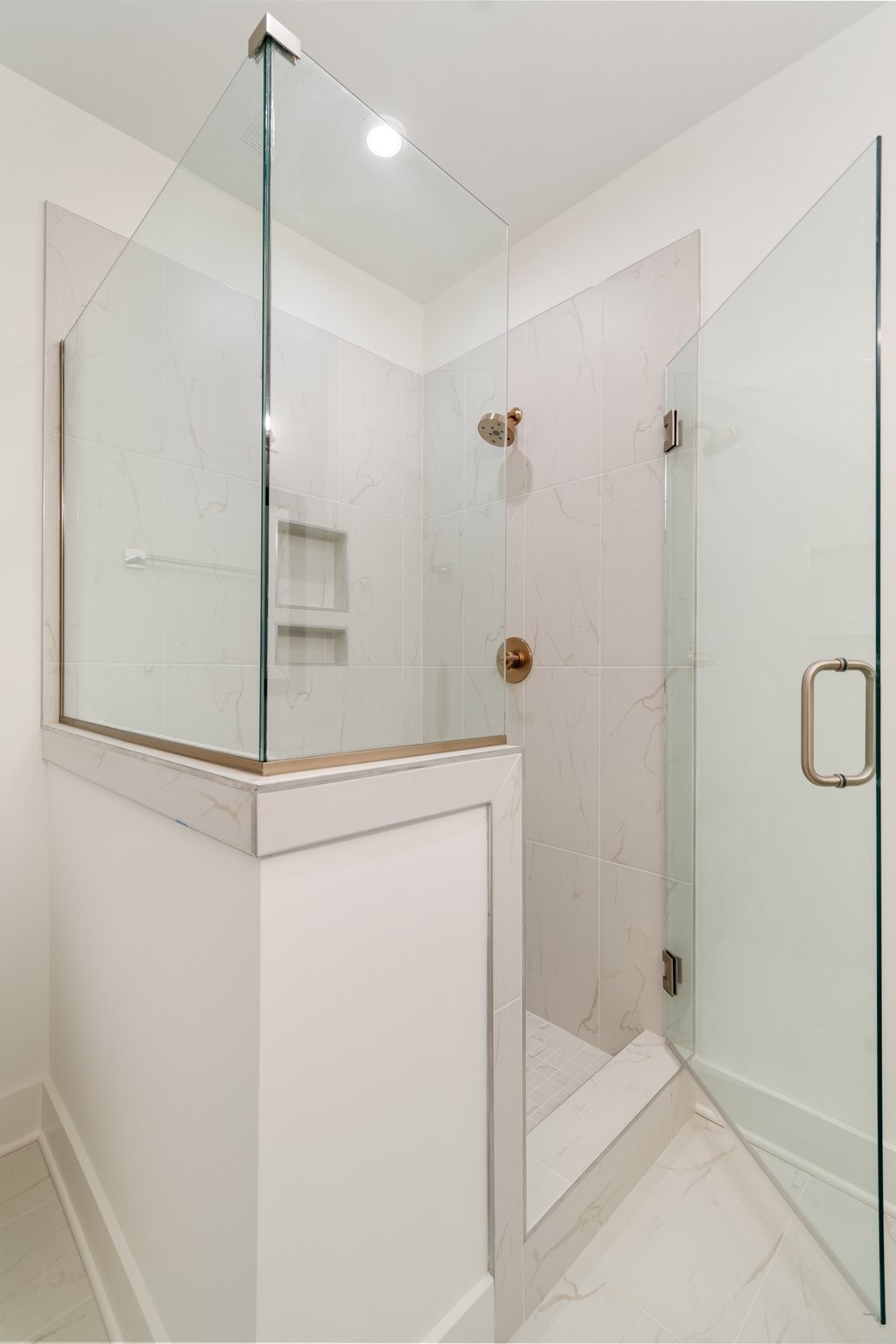 102 Leggo Ave Property Photo 28