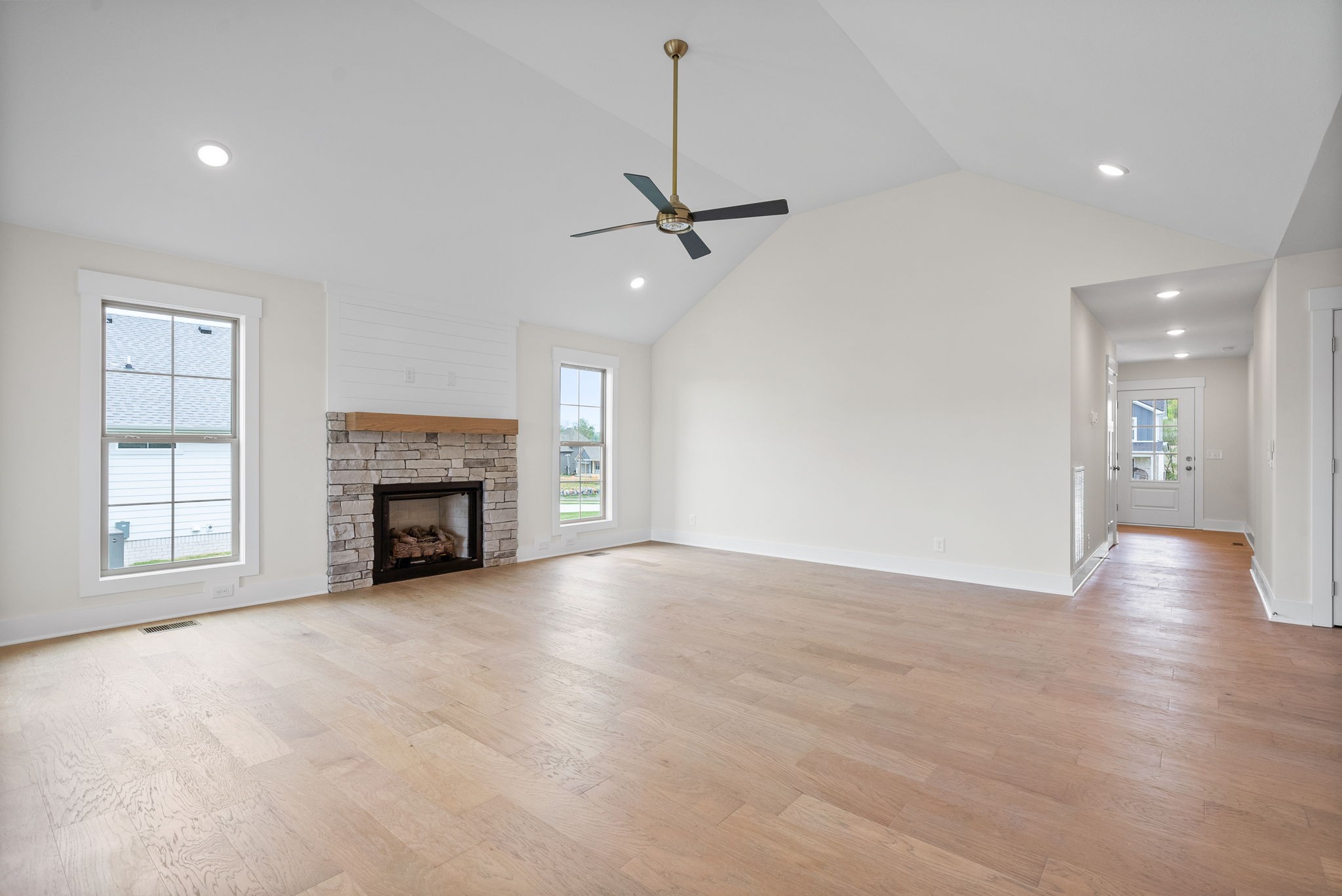 1605 Collins View Way Property Photo 9