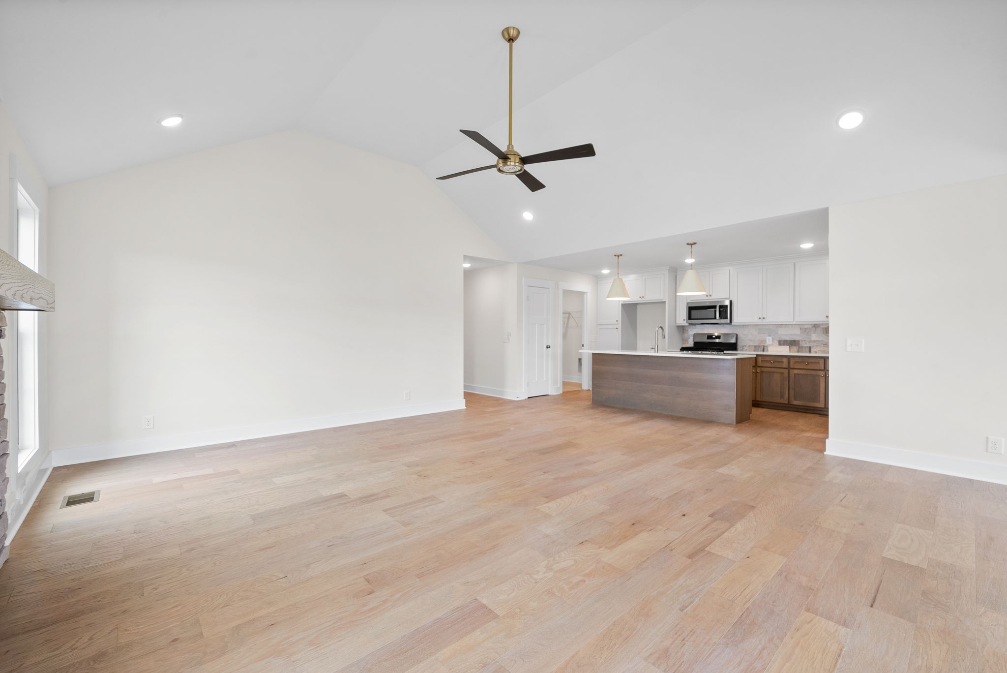 1605 Collins View Way Property Photo 10