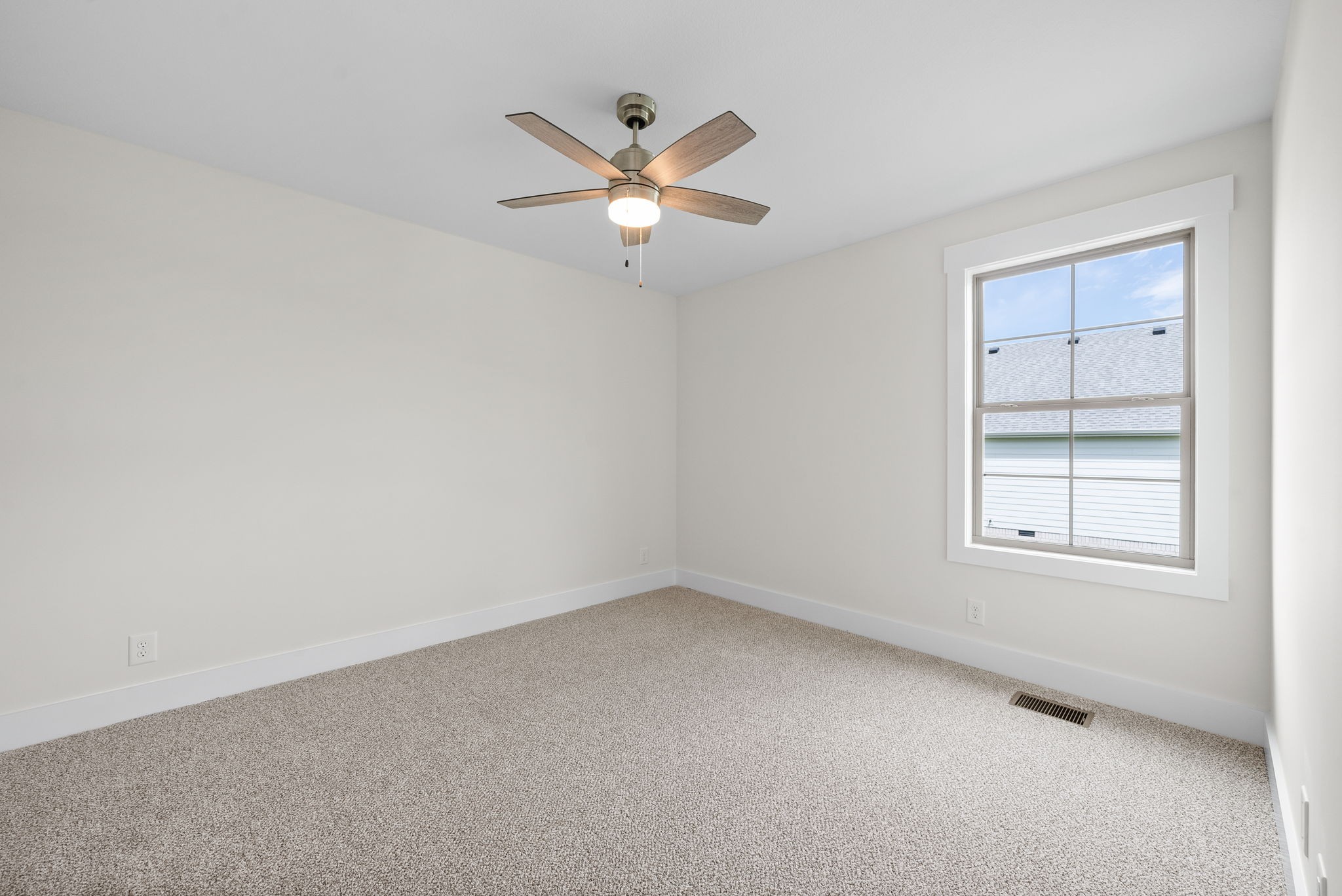 1605 Collins View Way Property Photo 31