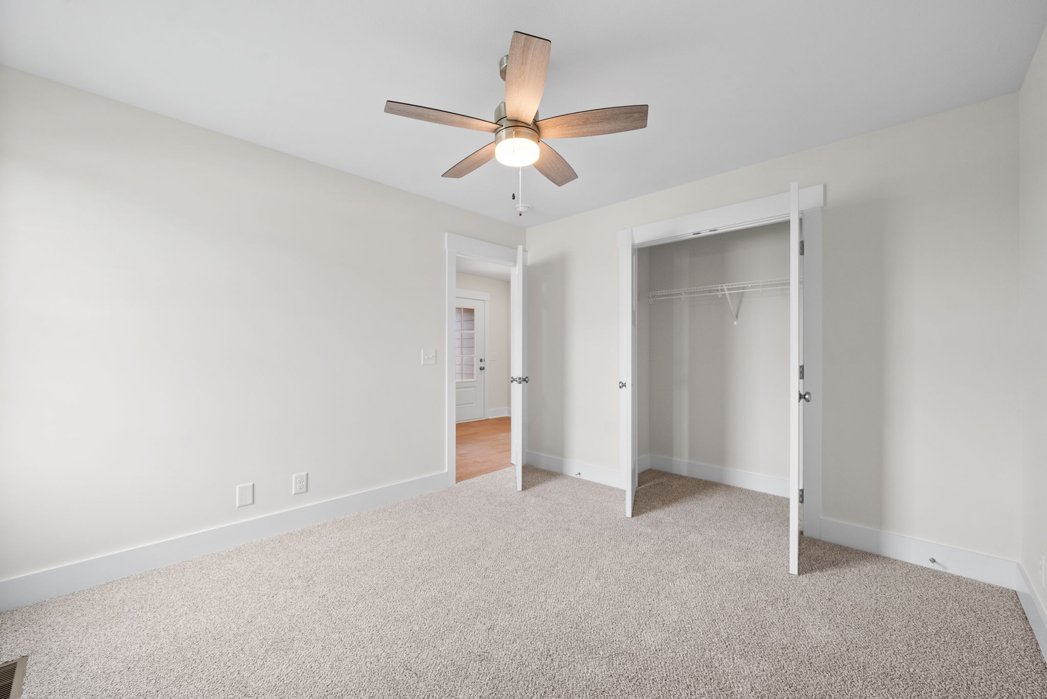 1605 Collins View Way Property Photo 32