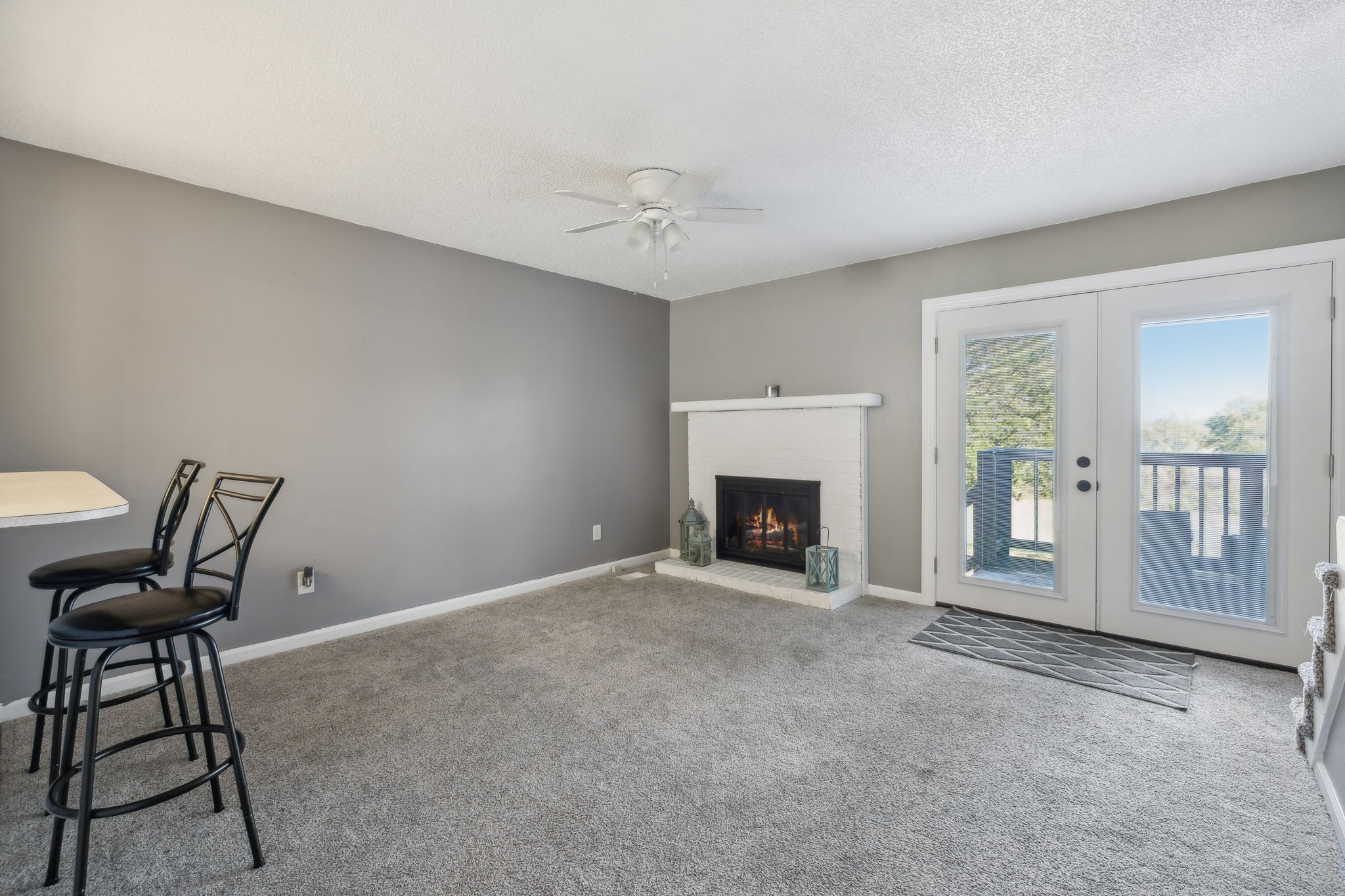 200 Slayton Dr Property Photo 4