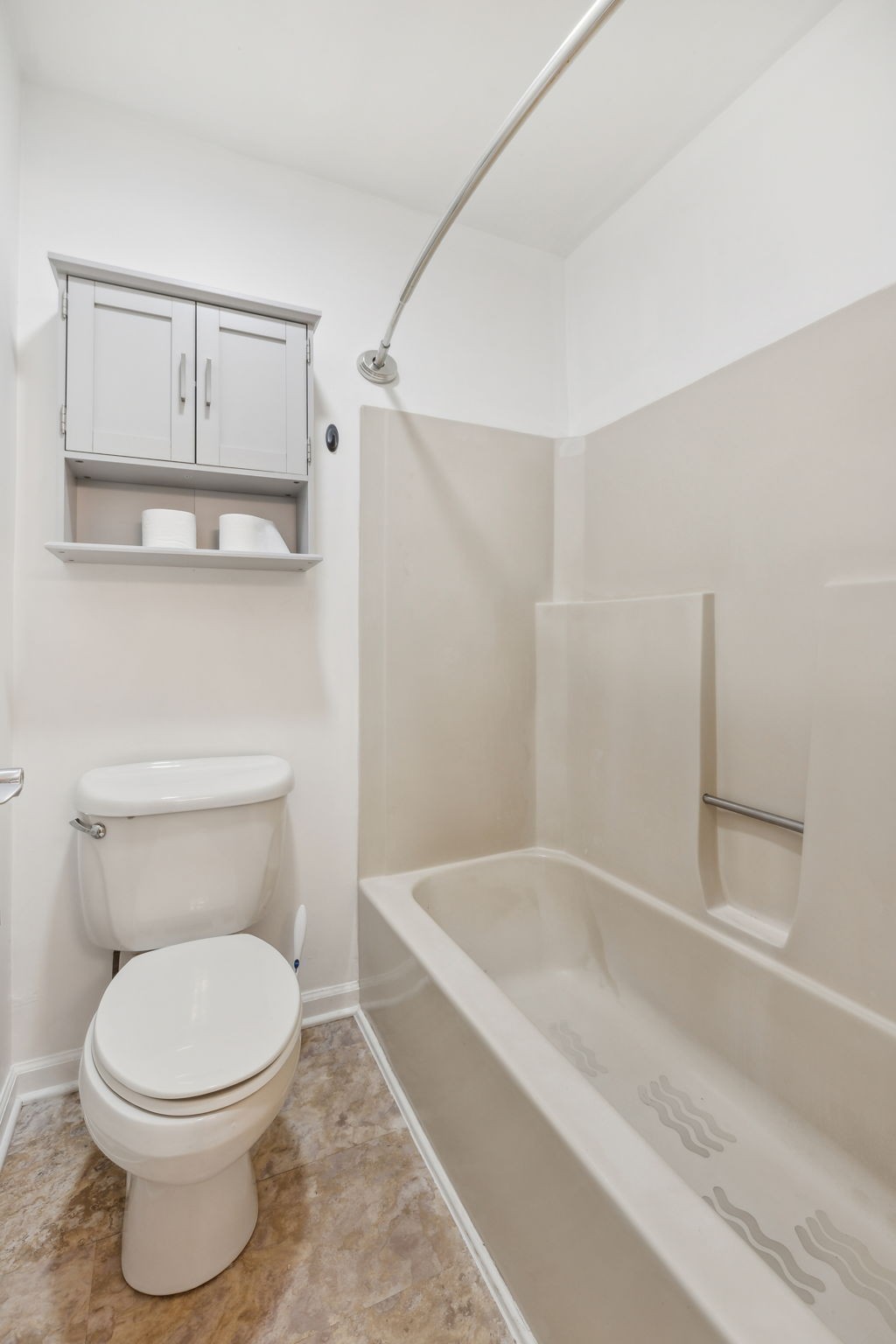 200 Slayton Dr Property Photo 14