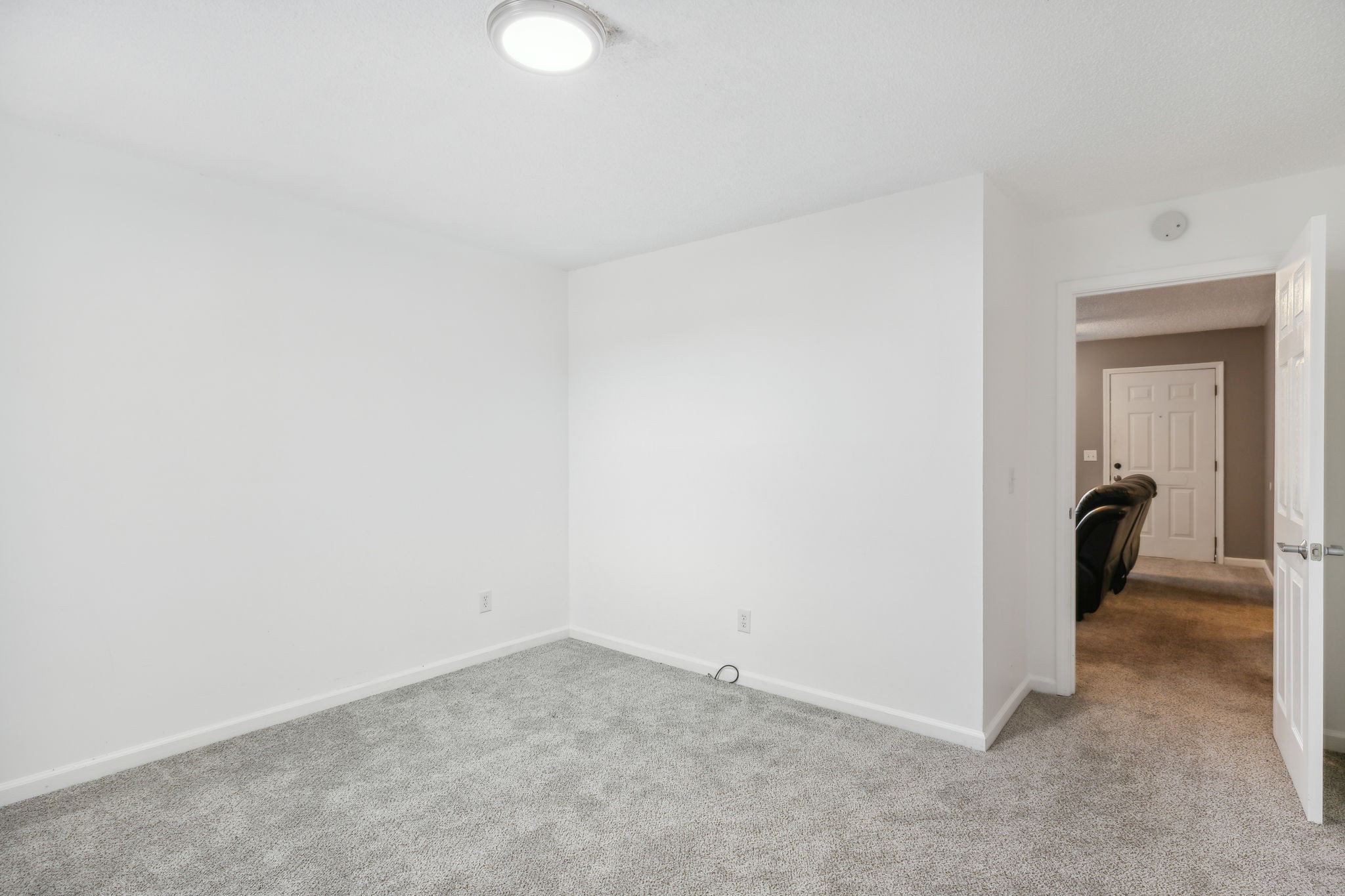 200 Slayton Dr Property Photo 28