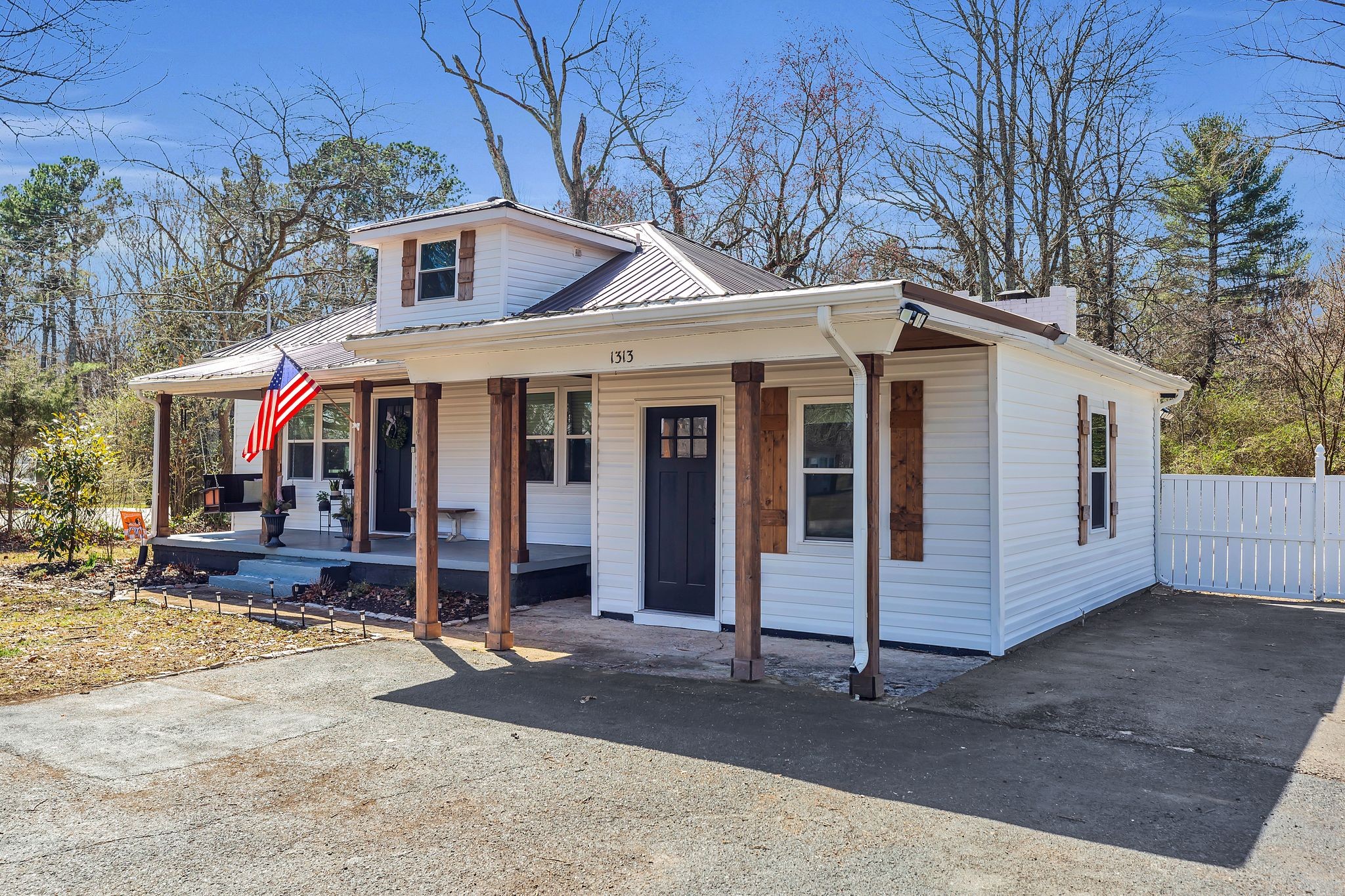 1313 Ovoca Rd Property Photo 3