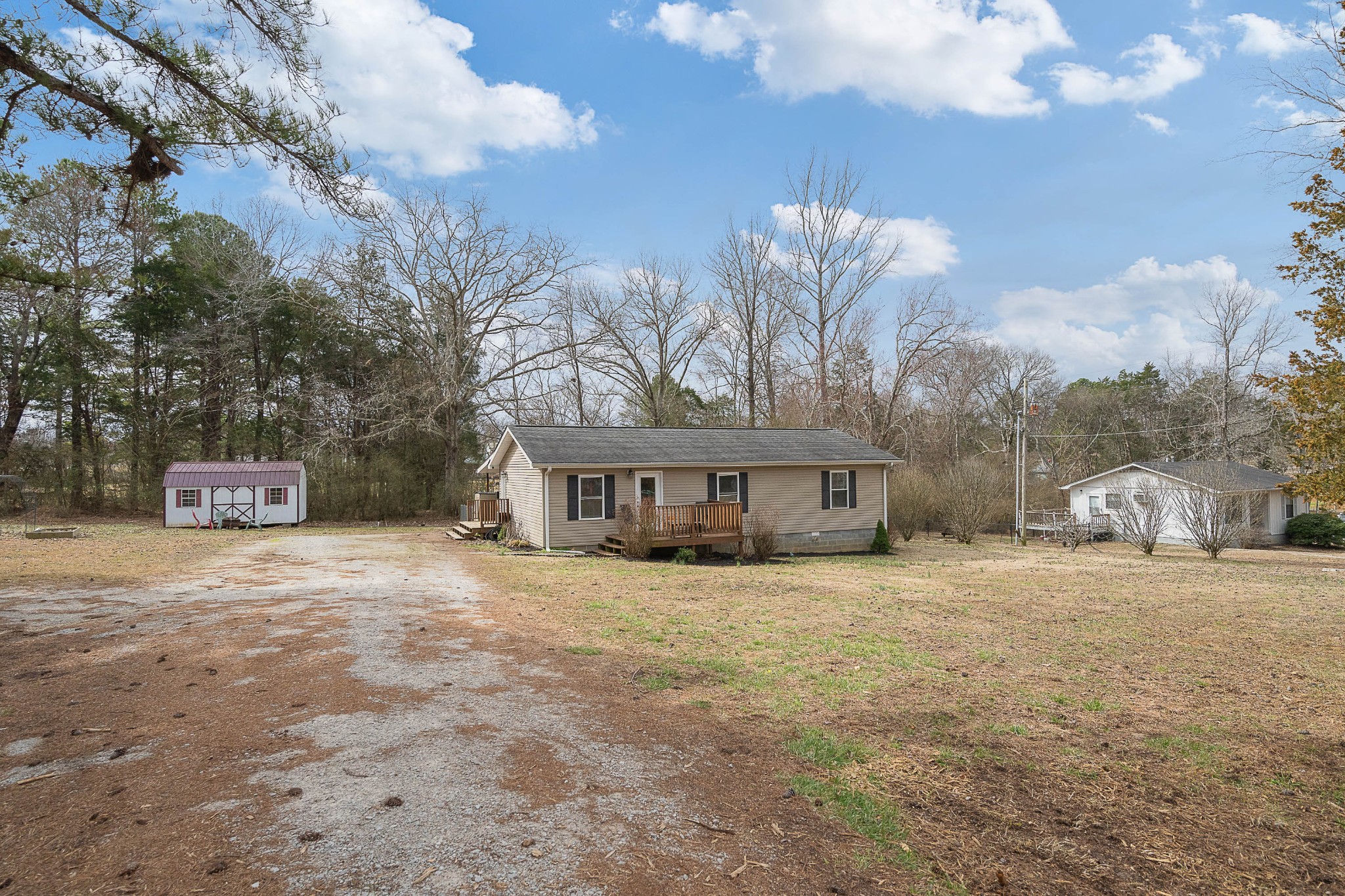 190 Neely Ave Property Photo 1