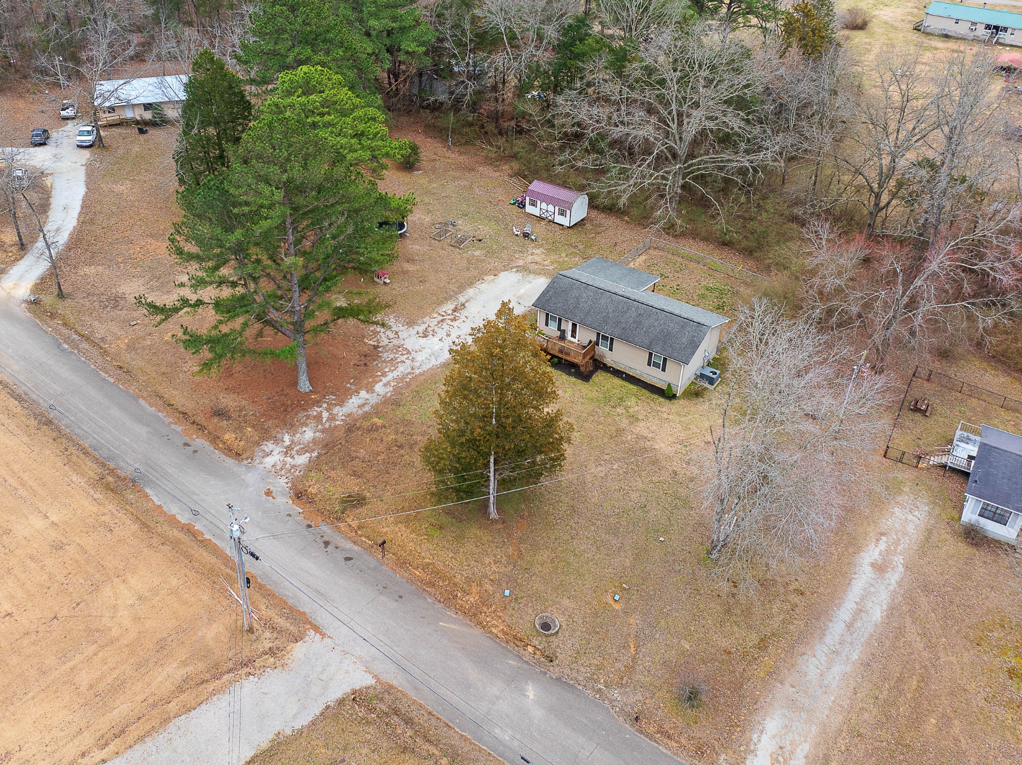 190 Neely Ave Property Photo 2
