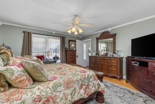 1051 Alex Dr Property Photo 6