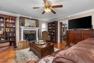 1051 Alex Dr Property Photo 11