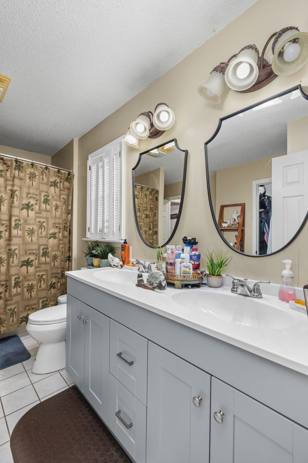 1051 Alex Dr Property Photo 18