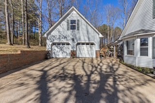1051 Alex Dr Property Photo 27