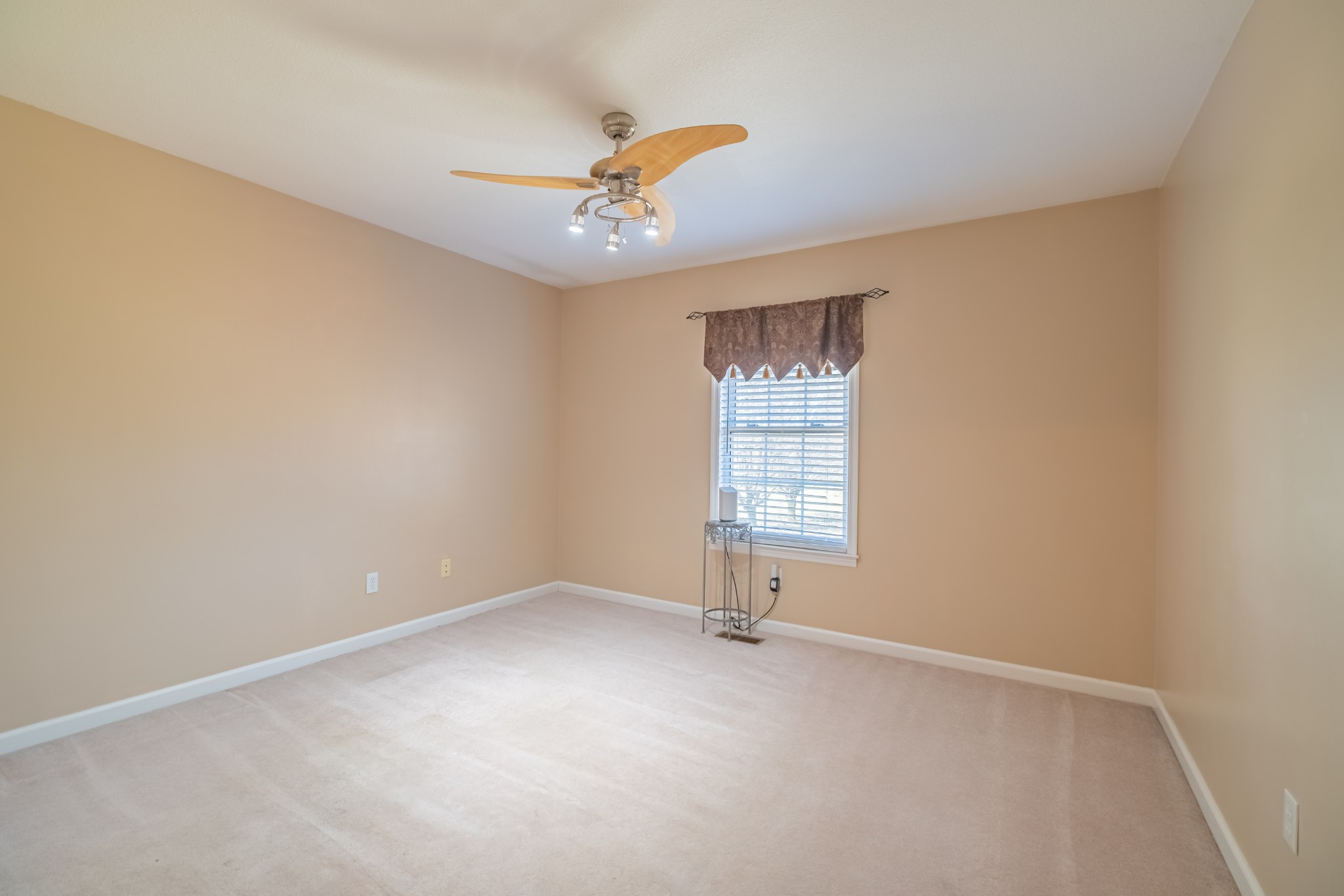 145 Susie Dr Property Photo 35