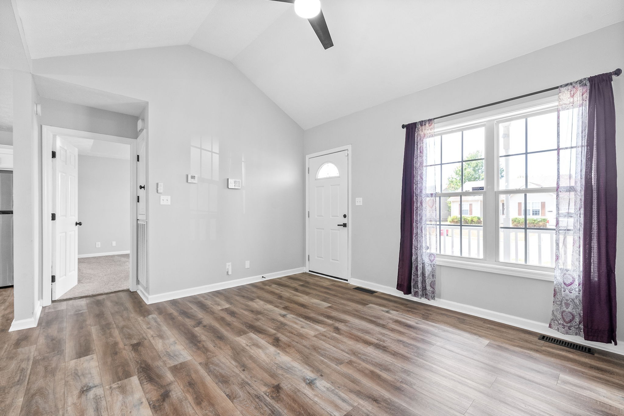 3441 Foxrun Ln Property Photo 6