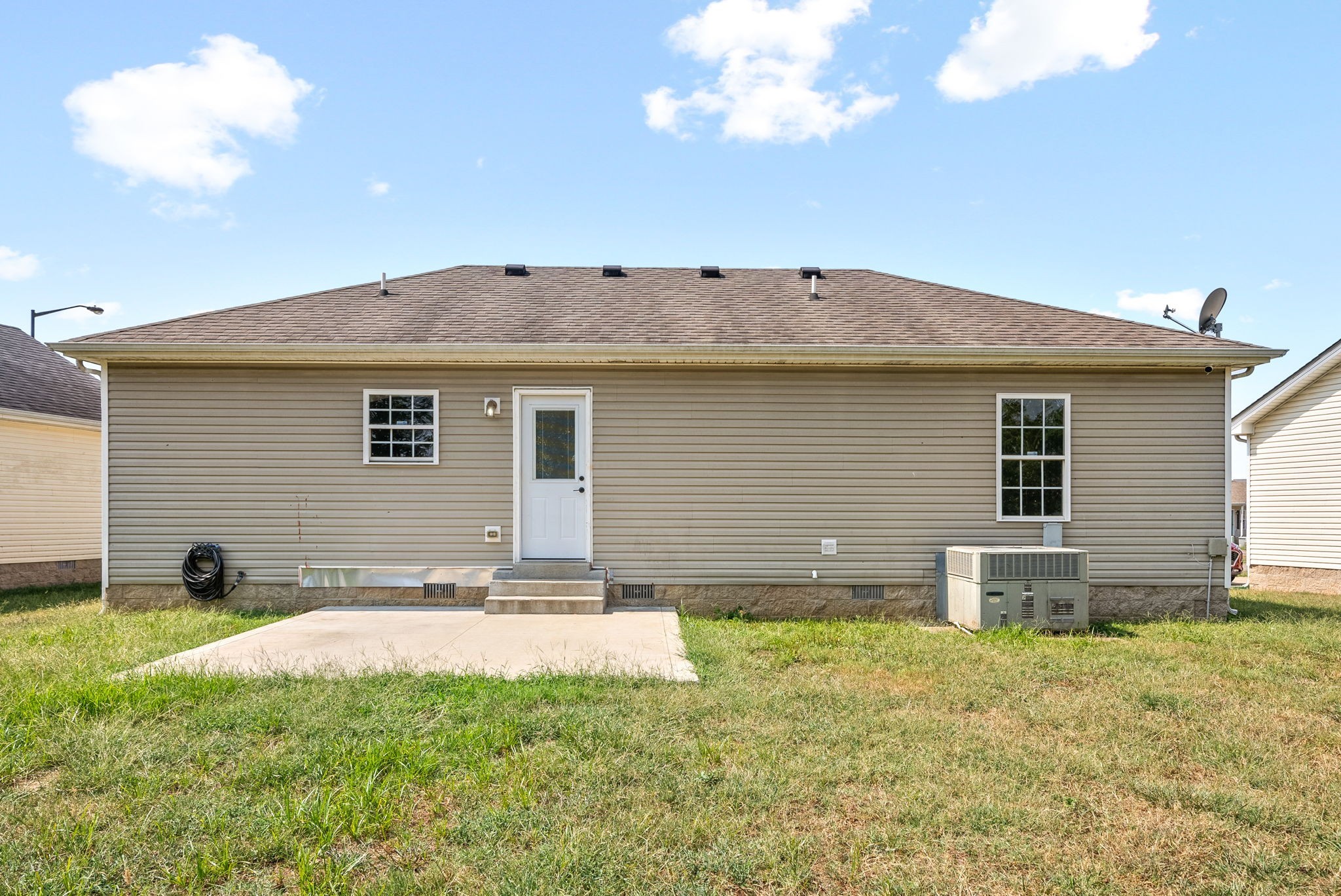 3441 Foxrun Ln Property Photo 24