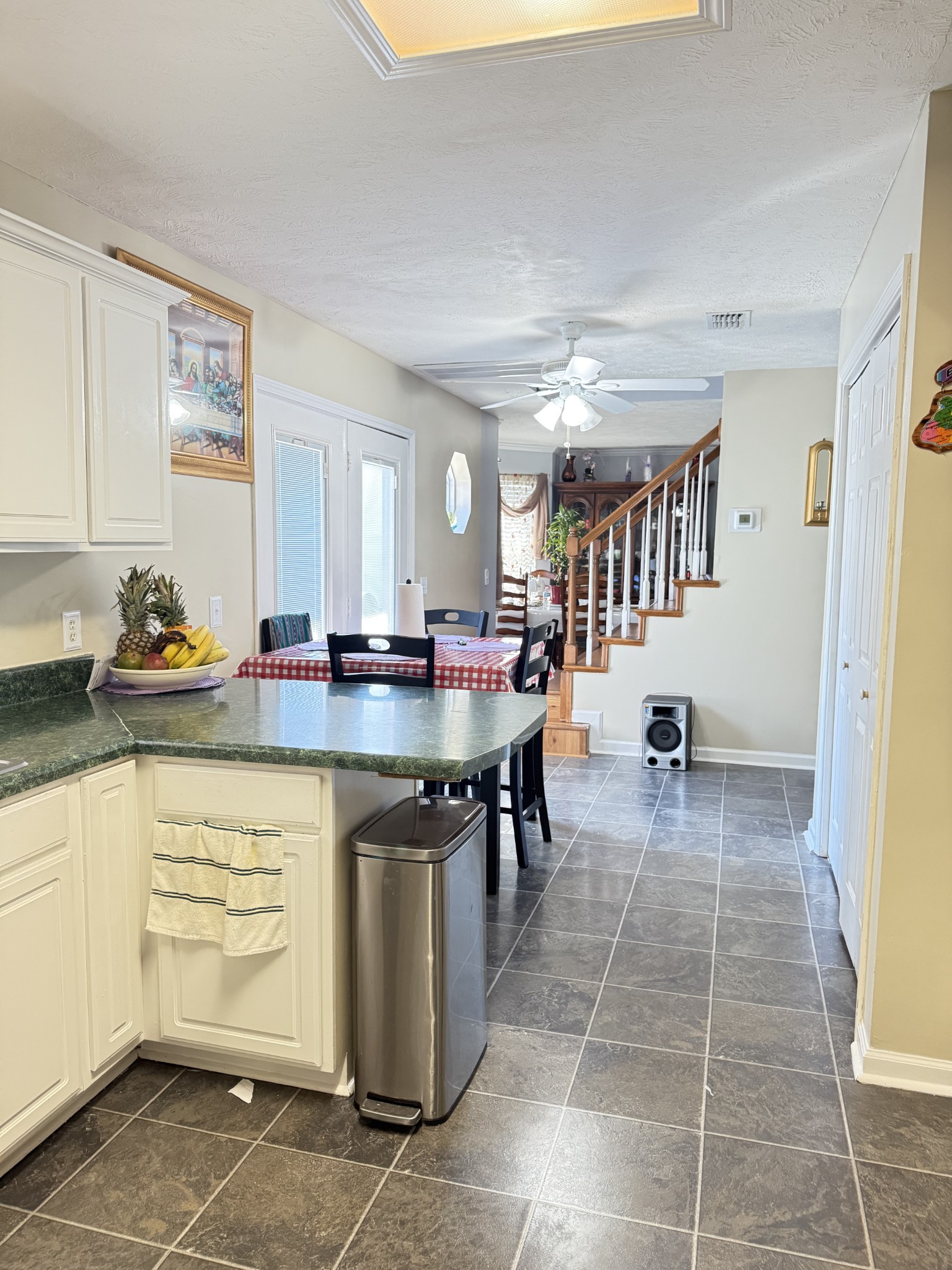 4800 Hickory Way Property Photo 7